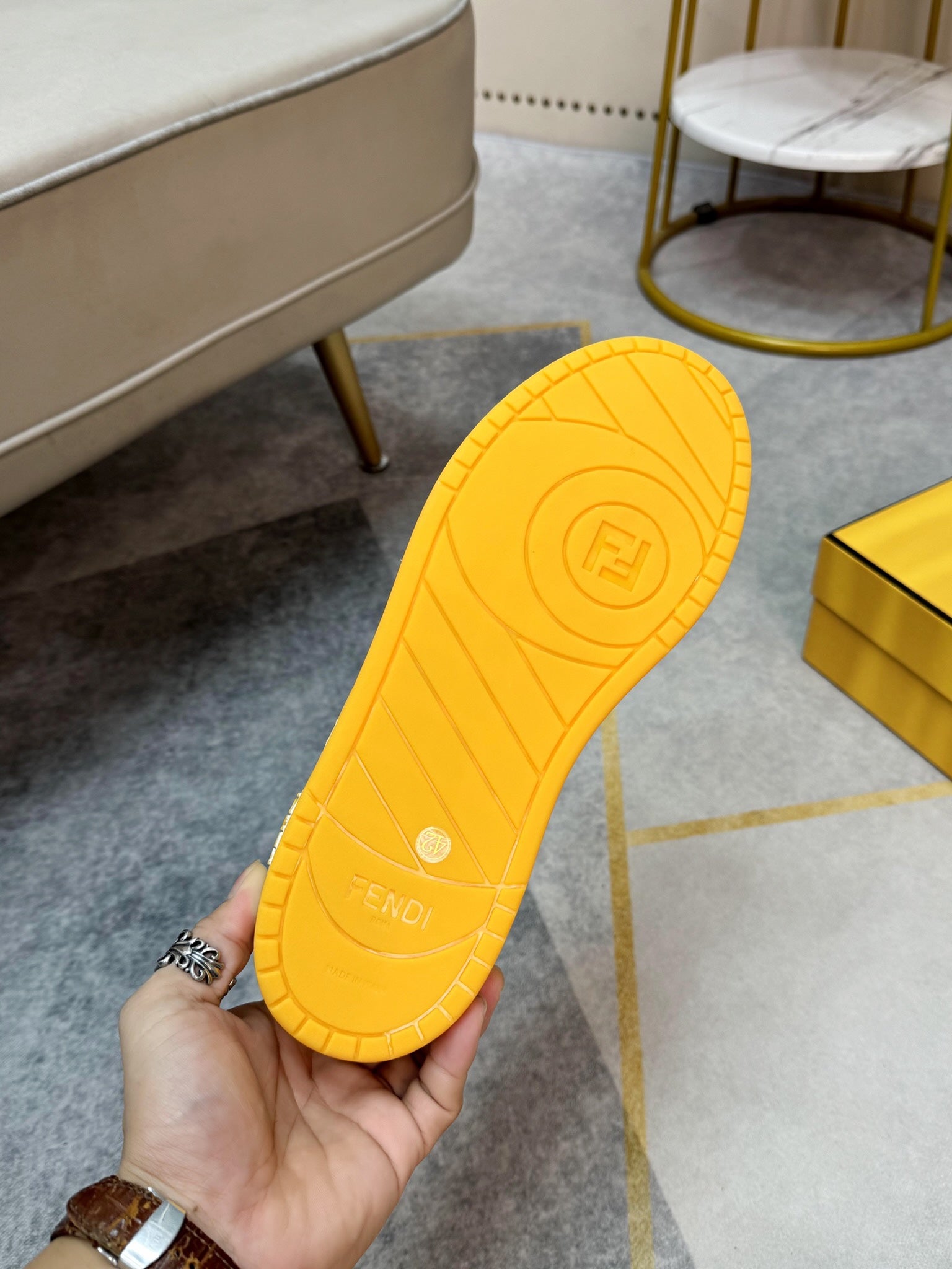 FENDI sneakers 21