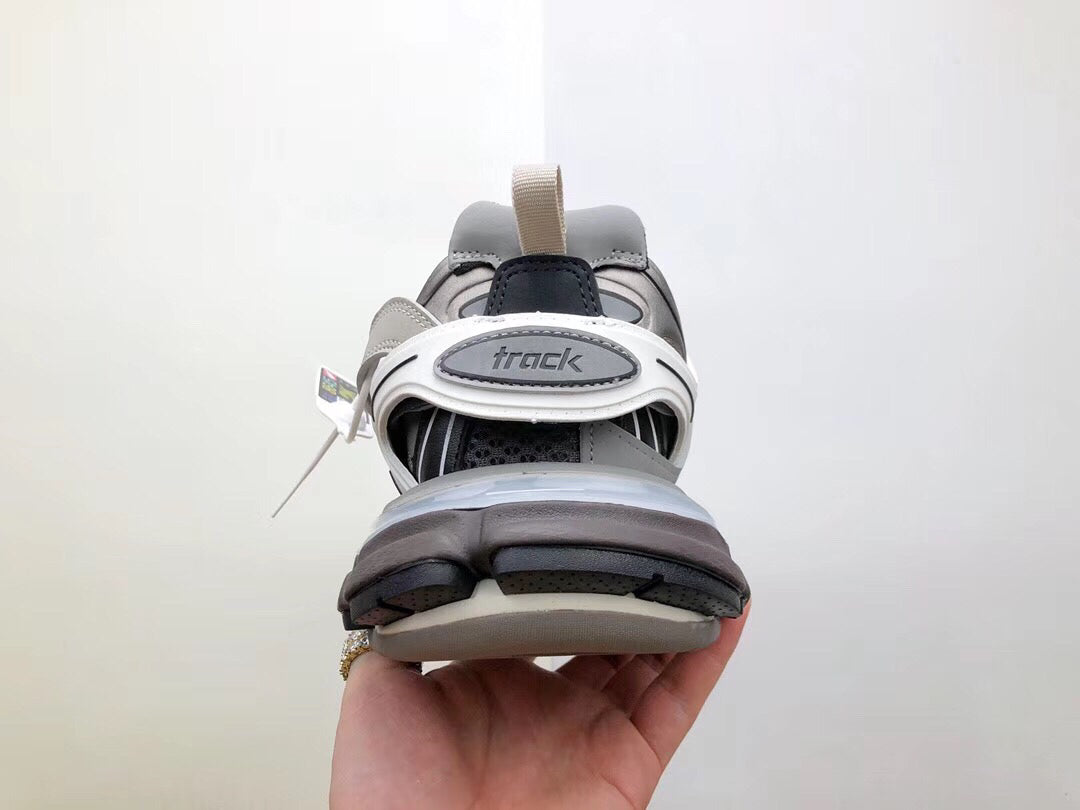 Balenciaga sneakers 64