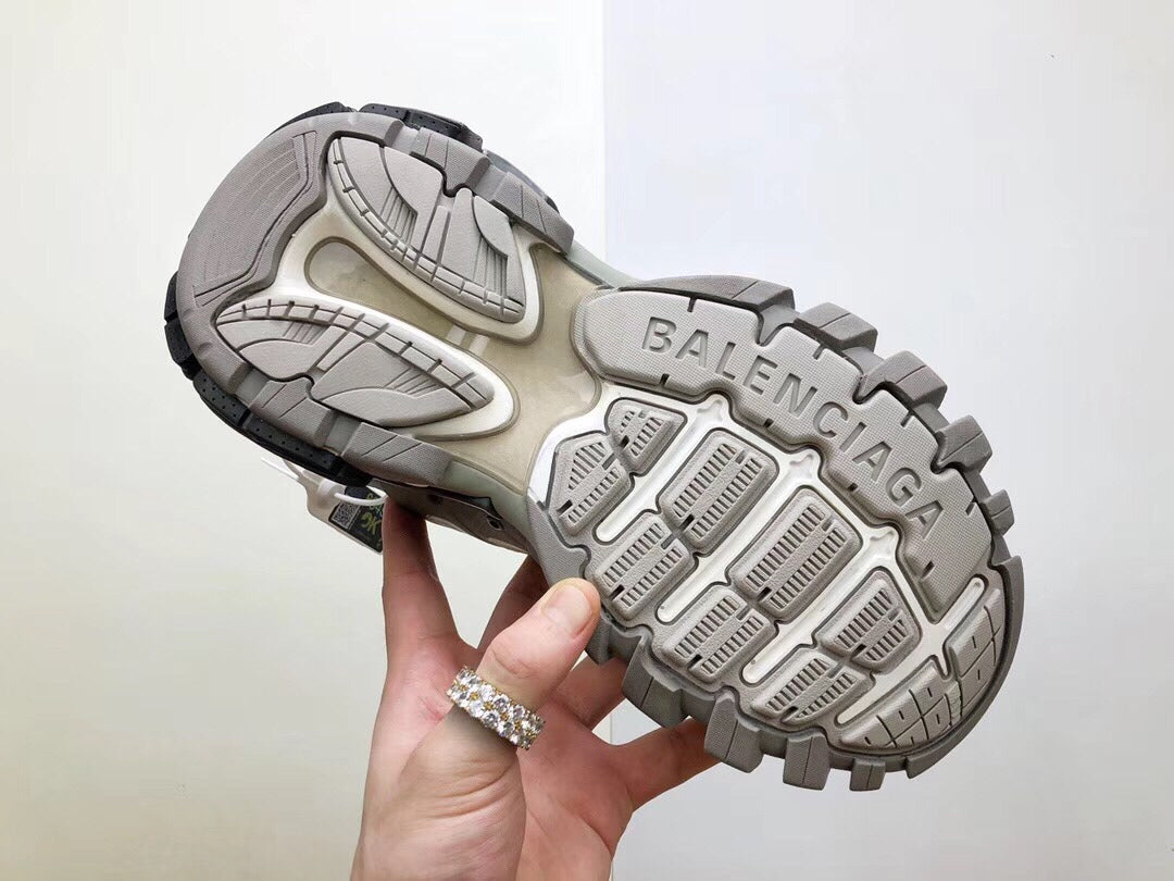 Balenciaga sneakers 64