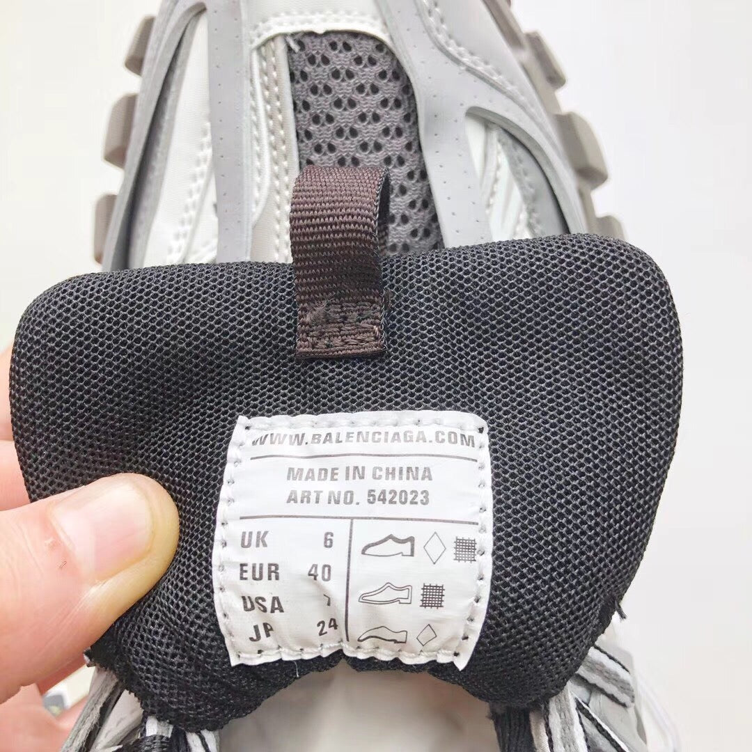 Balenciaga sneakers 64