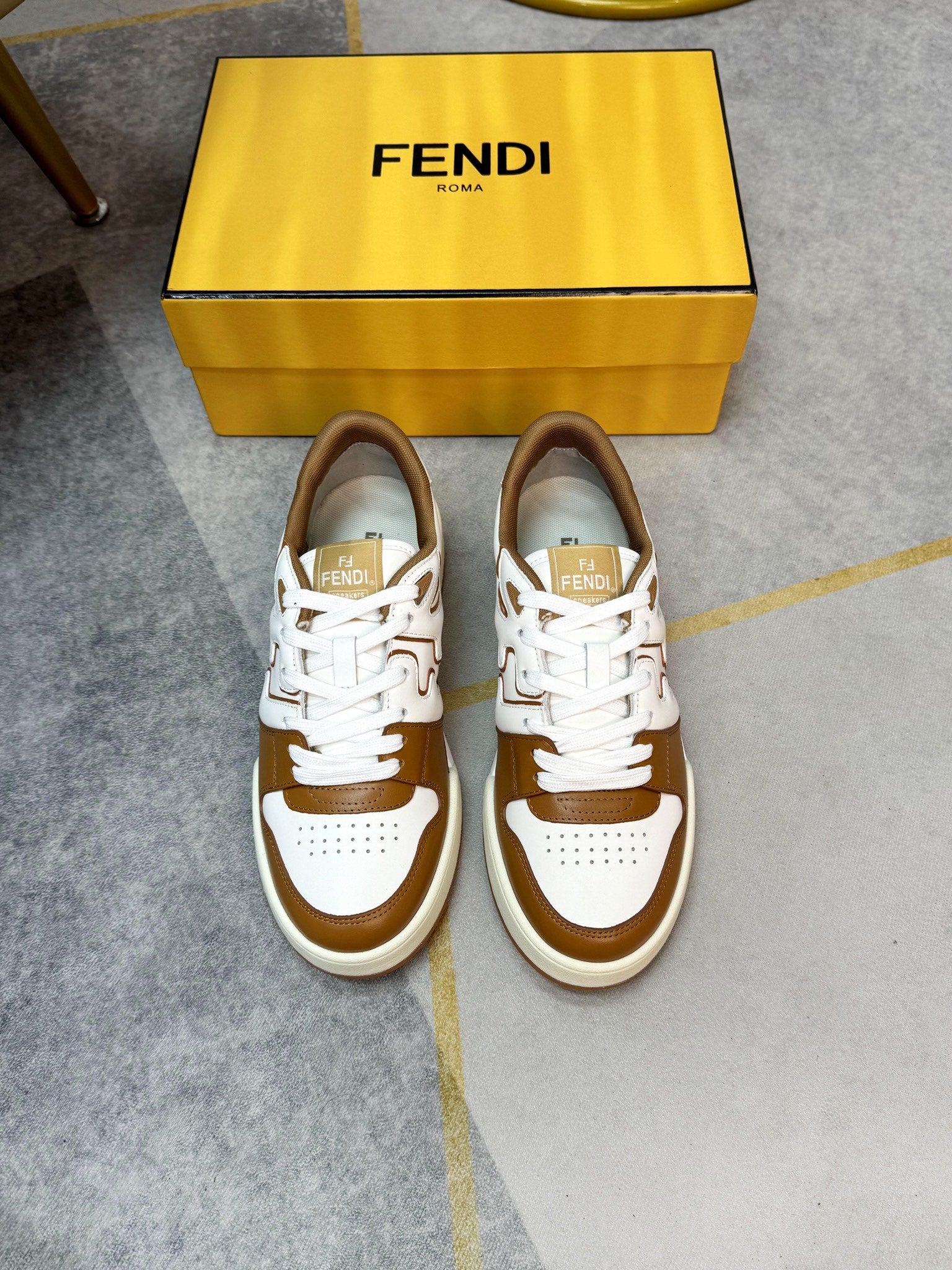 FENDI sneakers 22