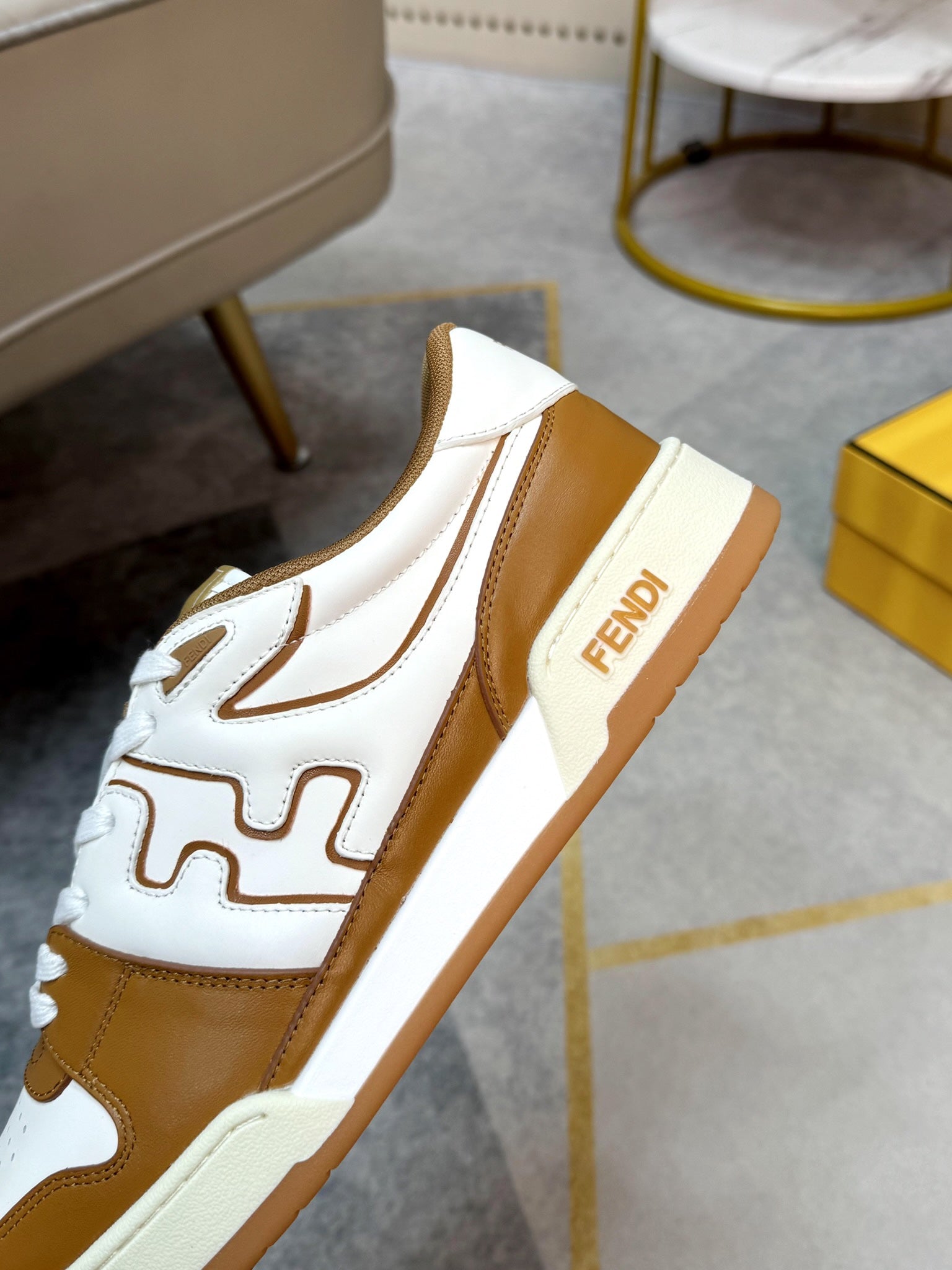 FENDI sneakers 22