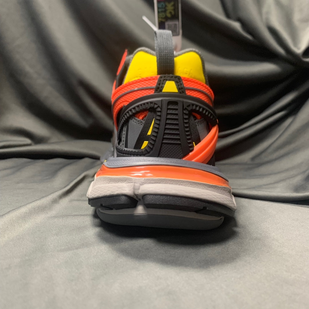 Balenciaga sneakers 65