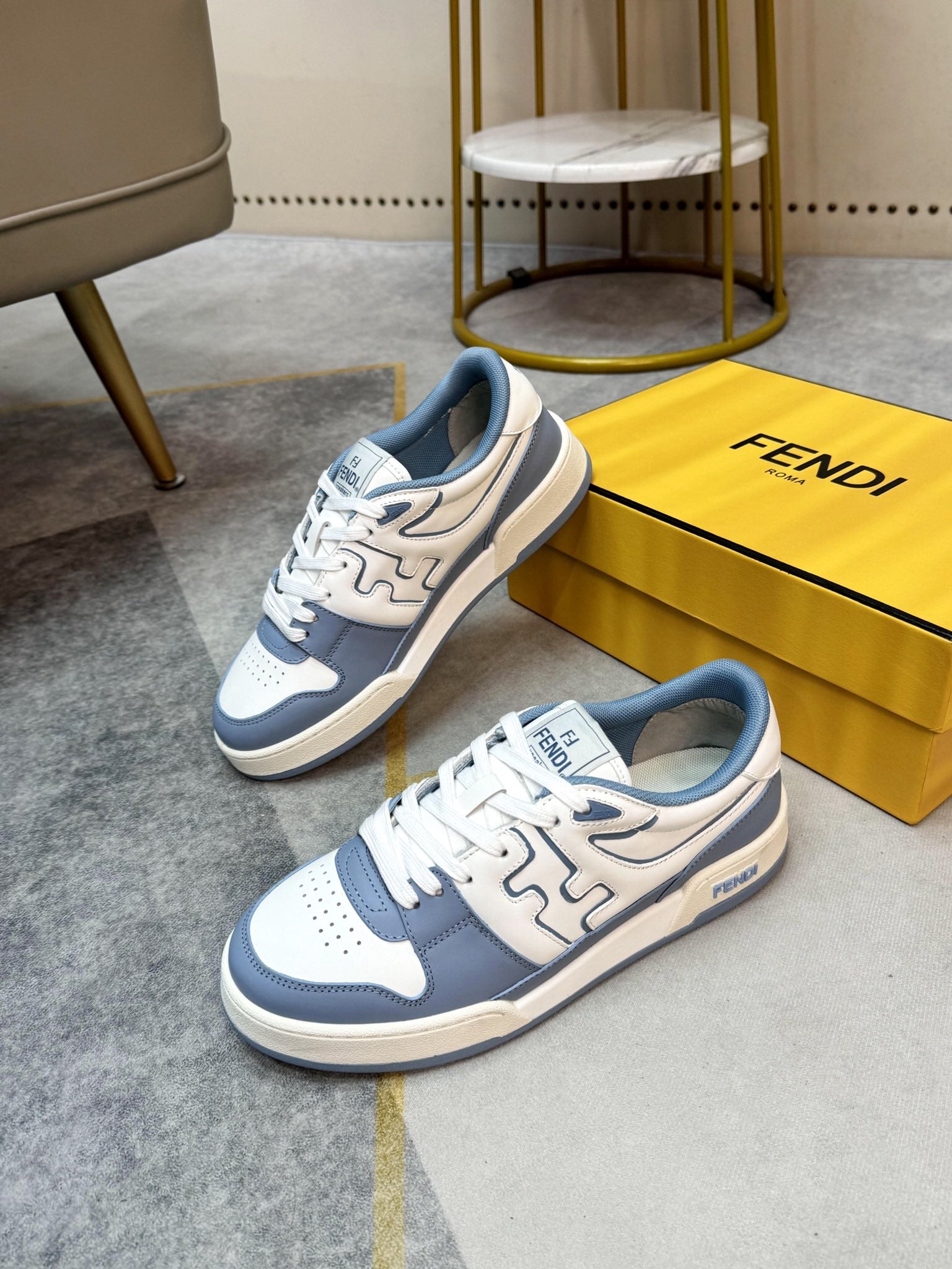 FENDI sneakers 23