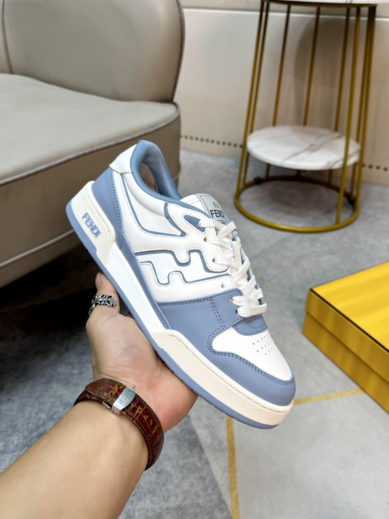 FENDI sneakers 23