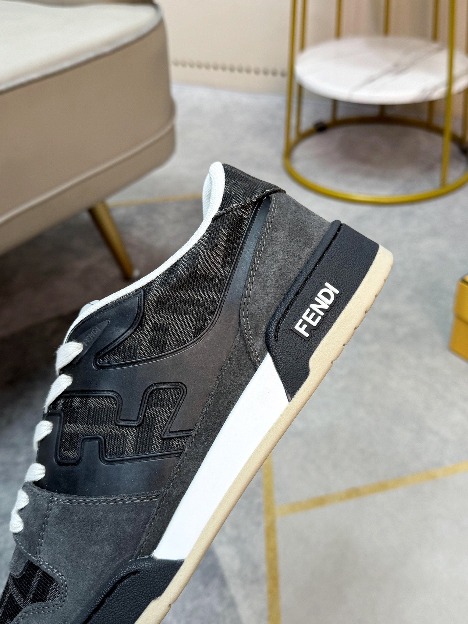 FENDI sneakers 26