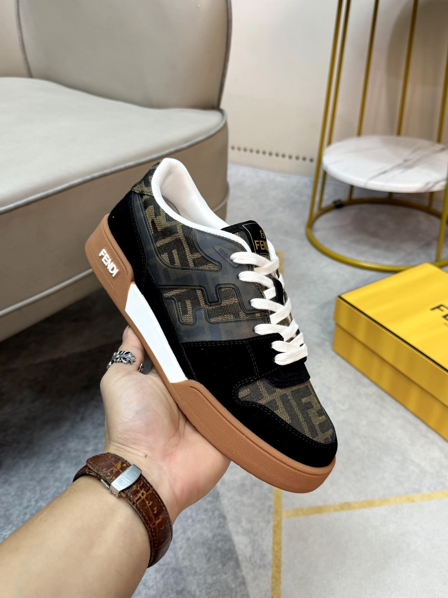 FENDI sneakers 27