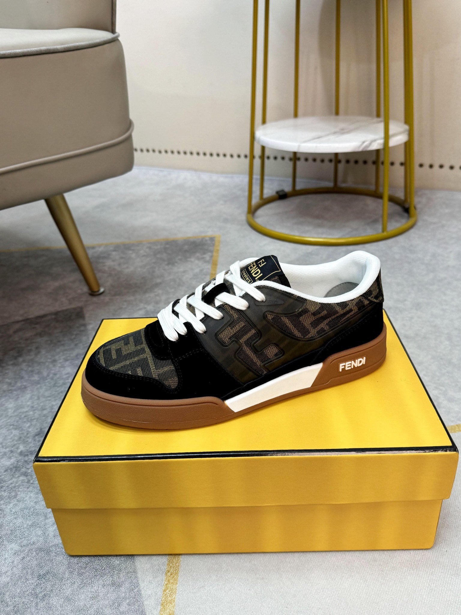 FENDI sneakers 27