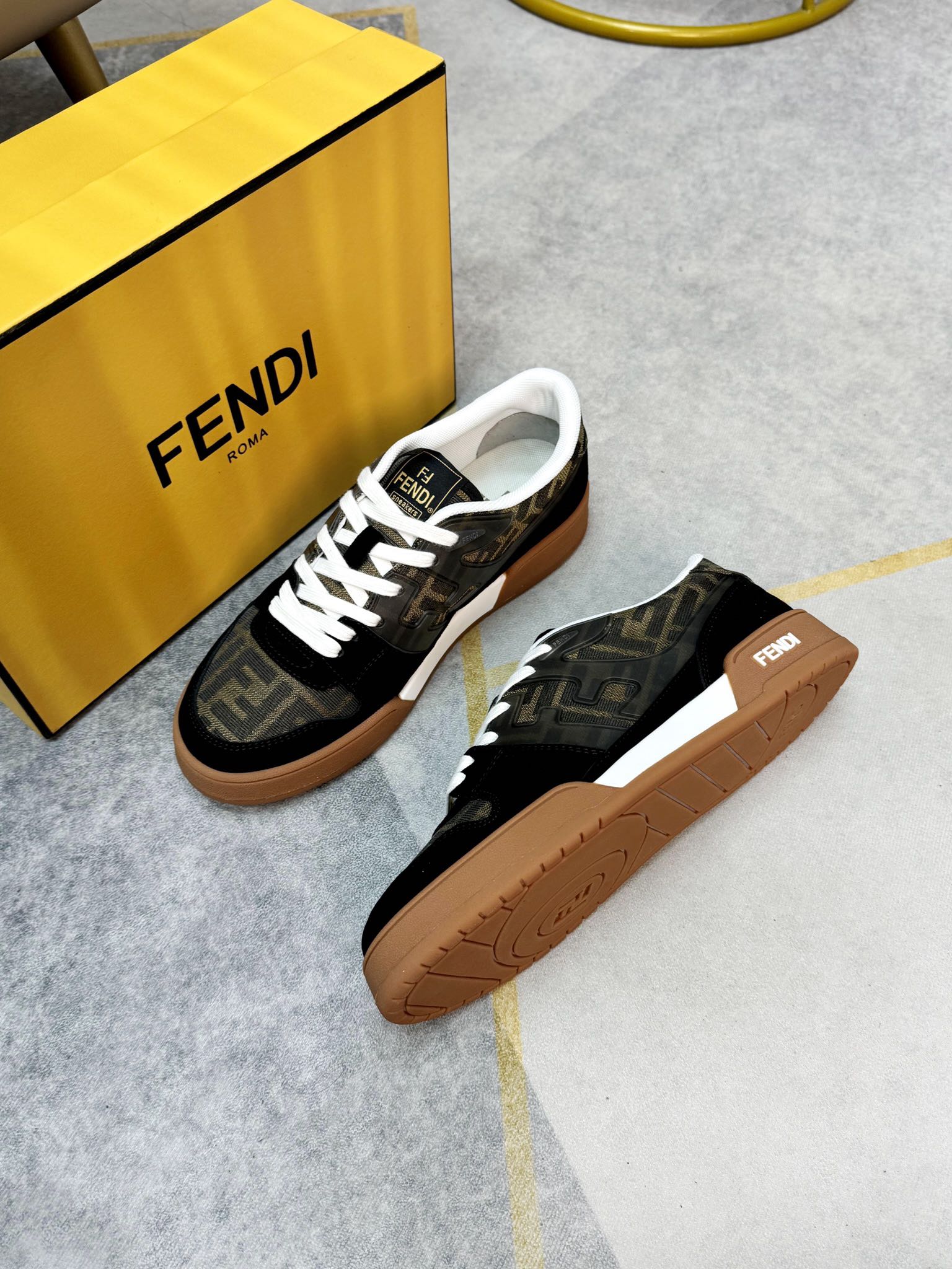 FENDI sneakers 27