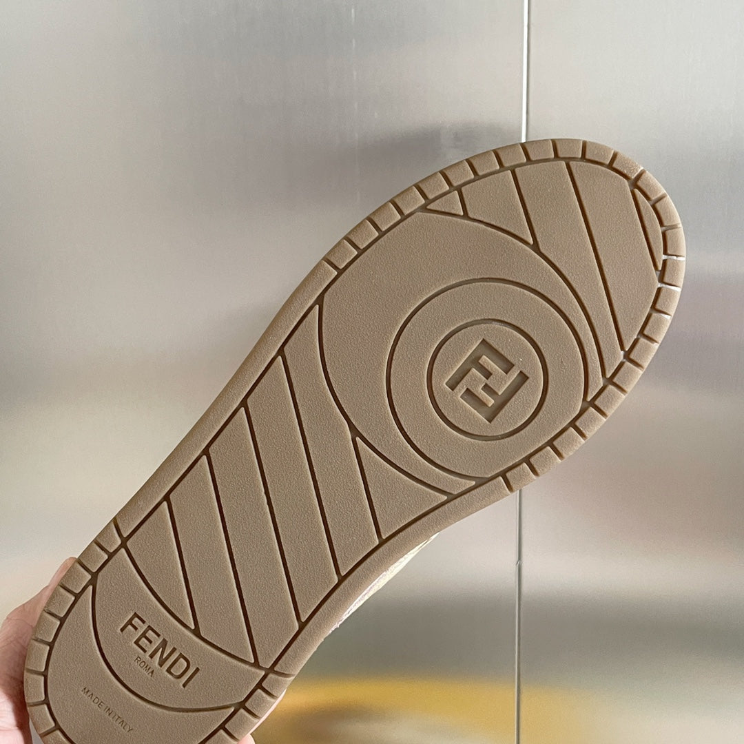 FENDI sneakers 31