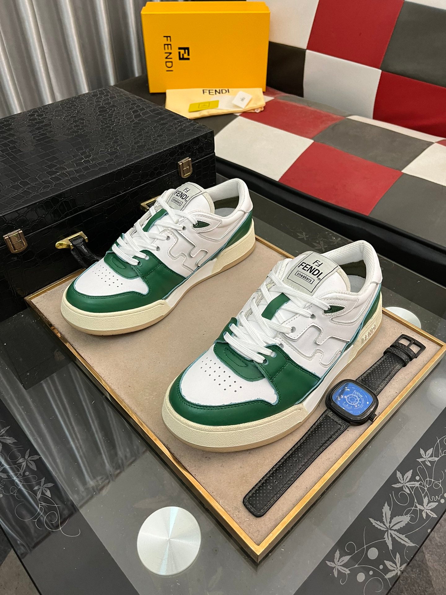 FENDI sneakers 34