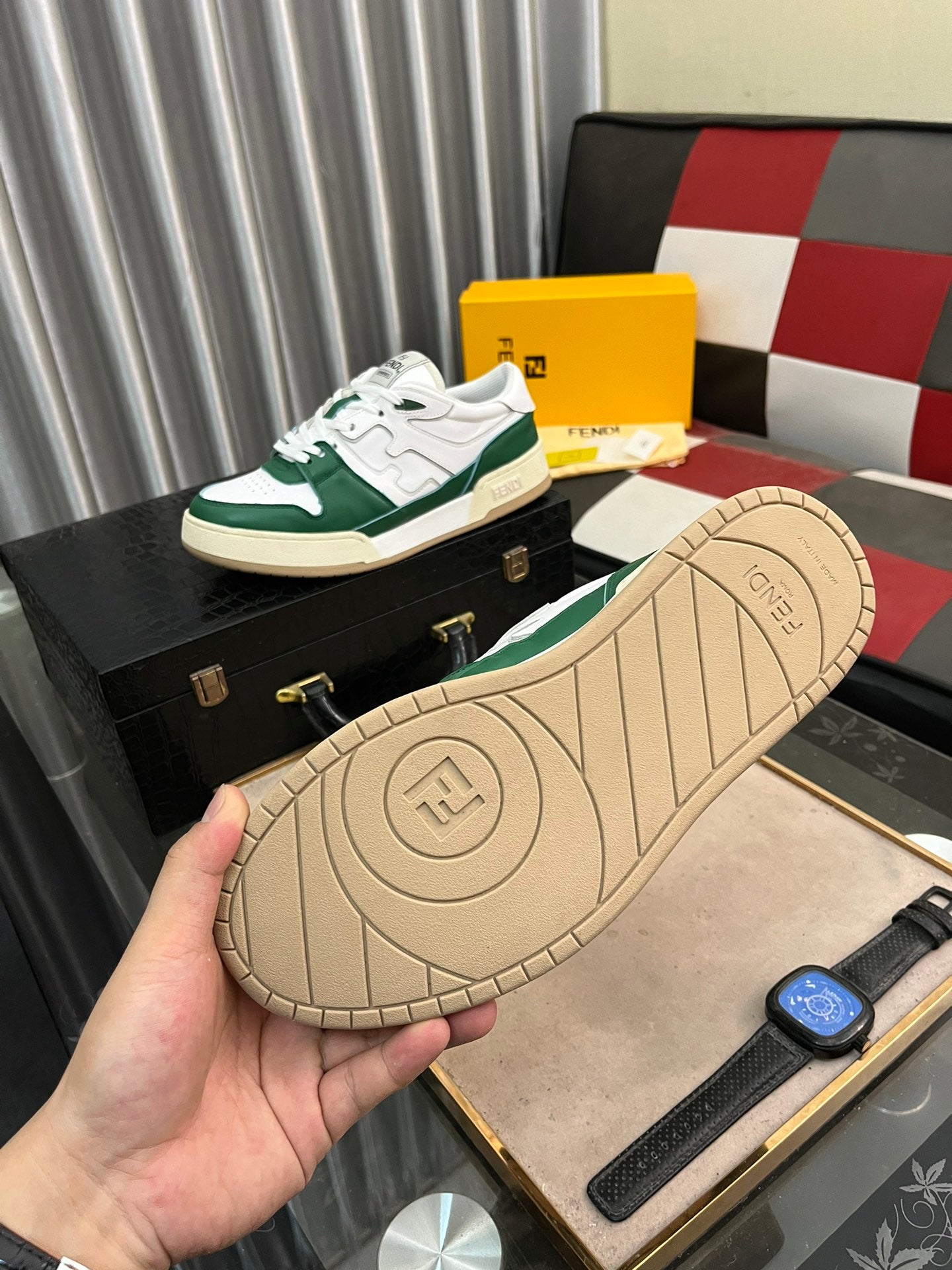 FENDI sneakers 34