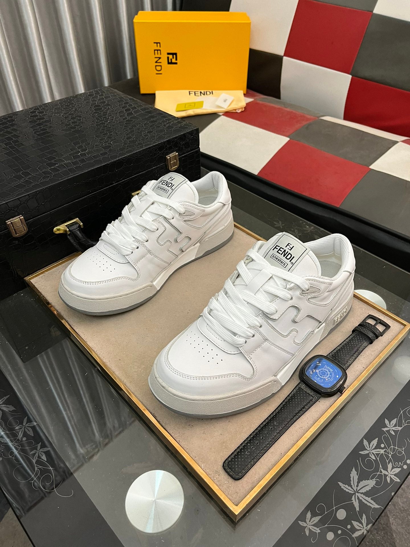 FENDI sneakers 35
