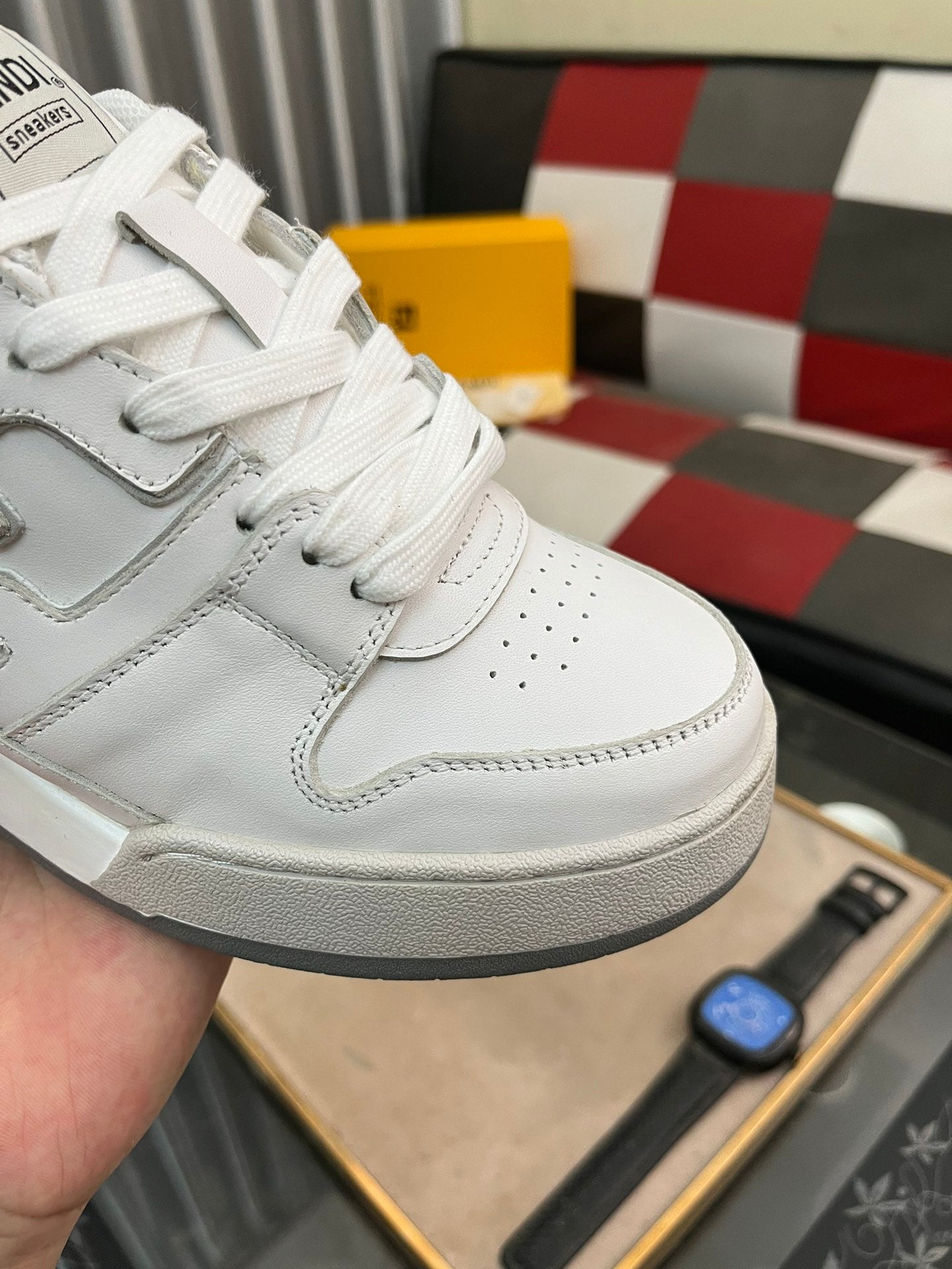 FENDI sneakers 35