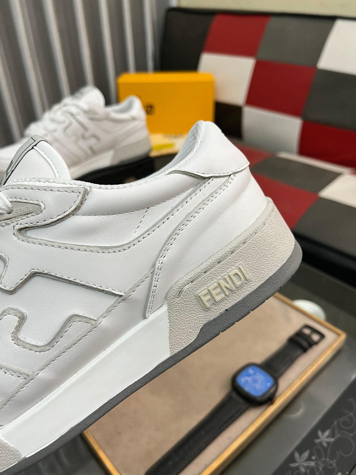 FENDI sneakers 35