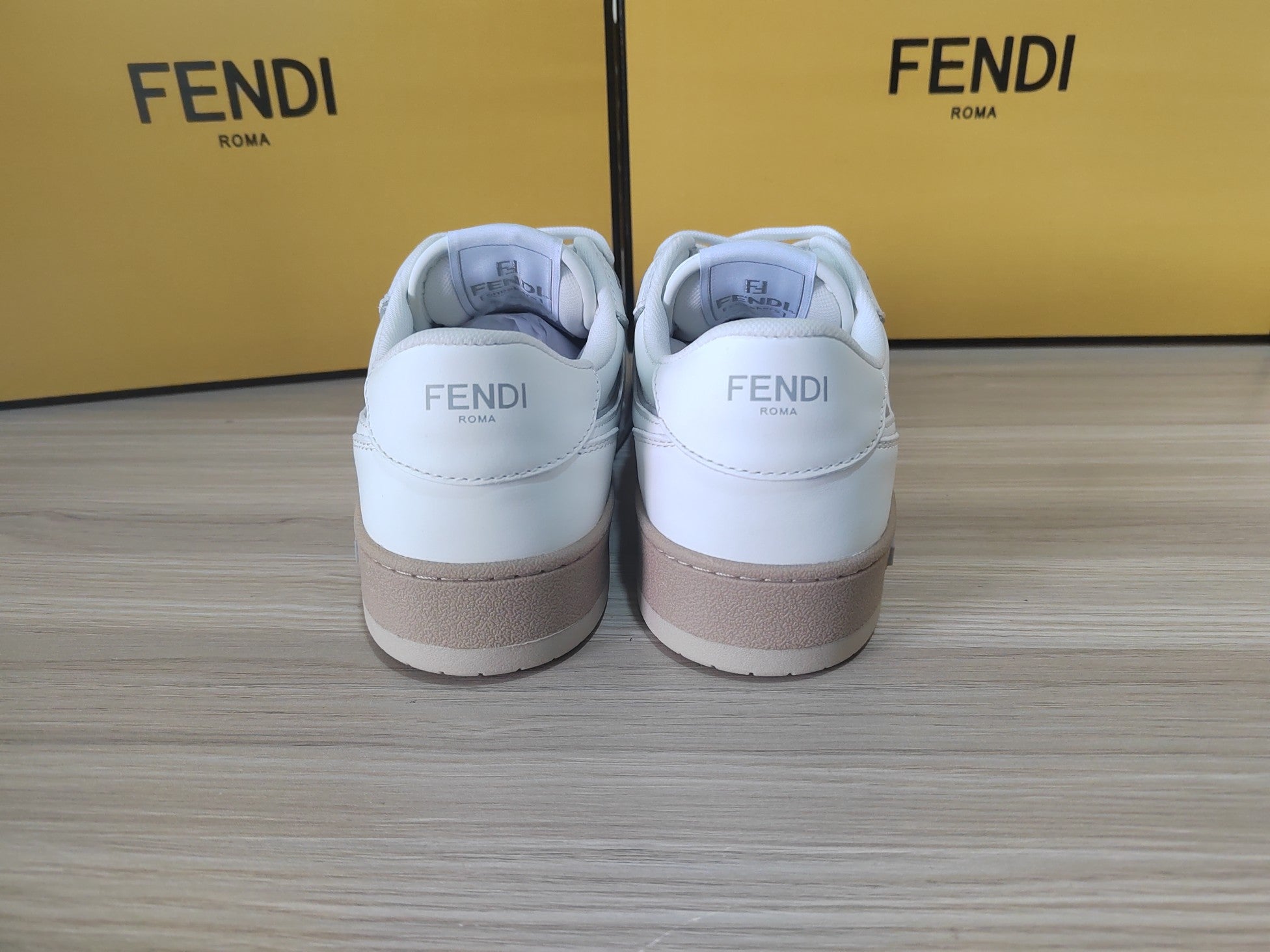 FENDI sneakers 45