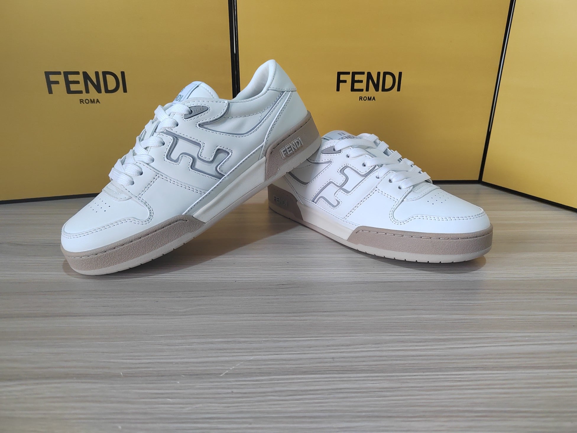 FENDI sneakers 45