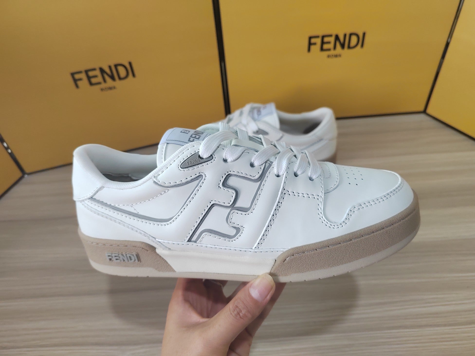 FENDI sneakers 45