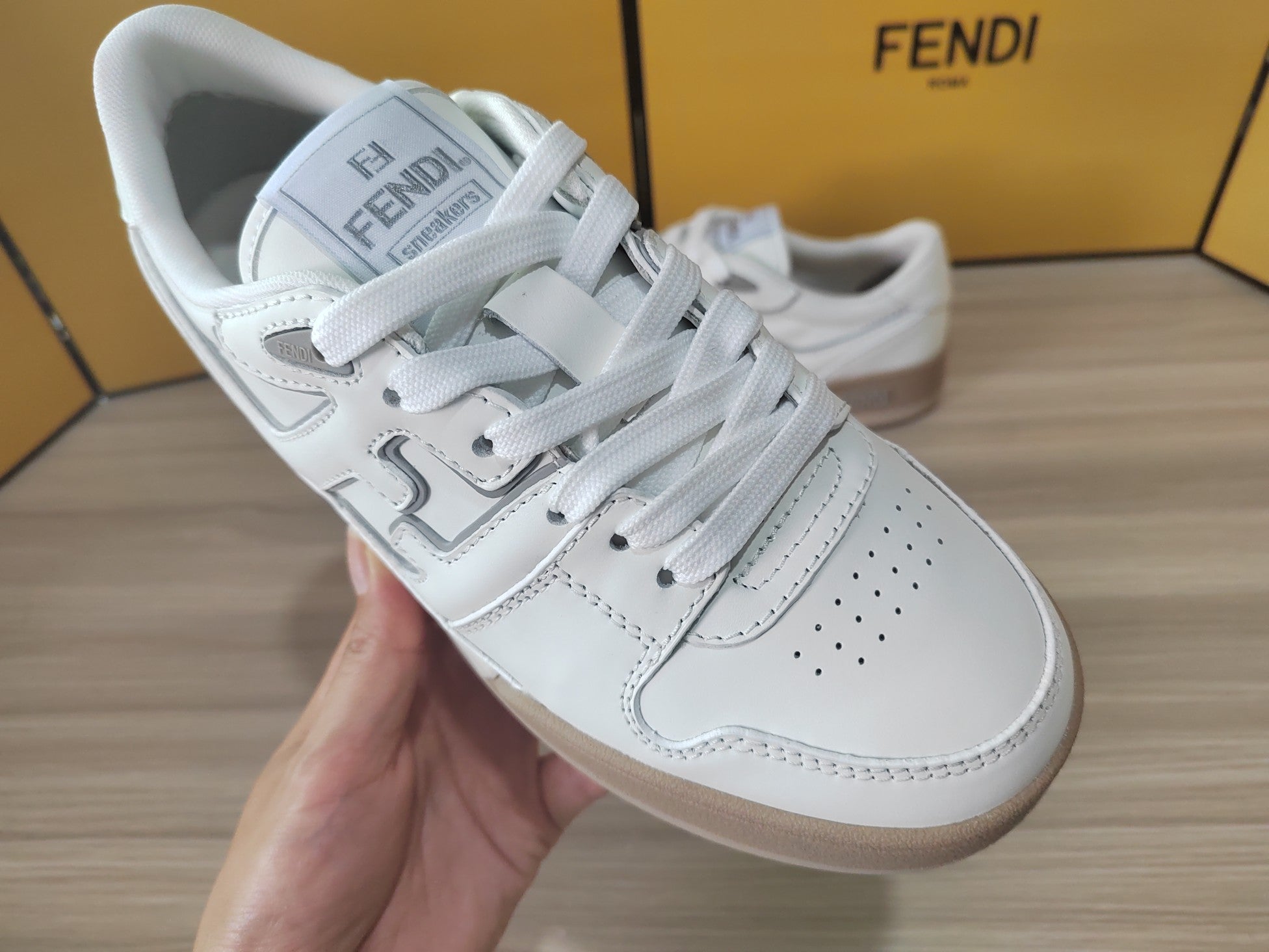 FENDI sneakers 45