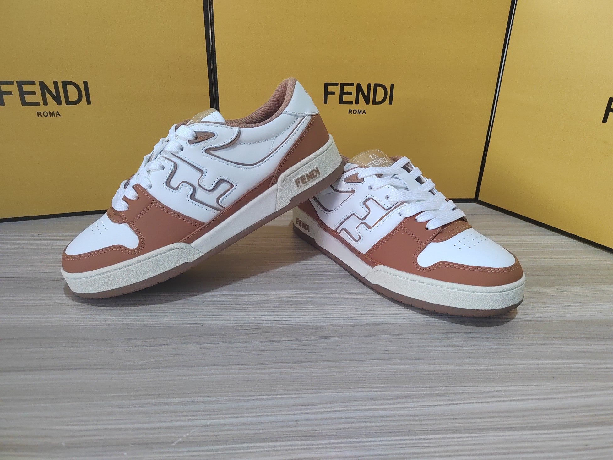 FENDI sneakers 46