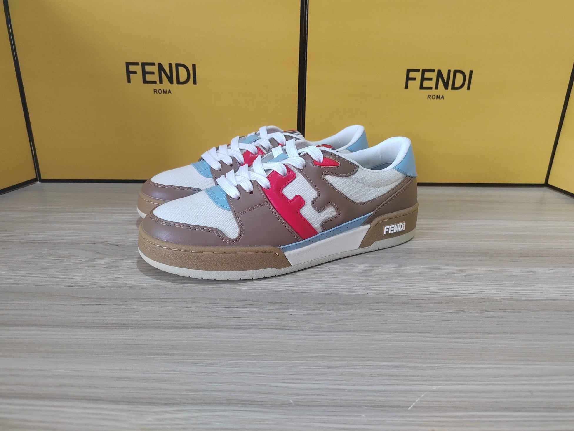 FENDI sneakers 49