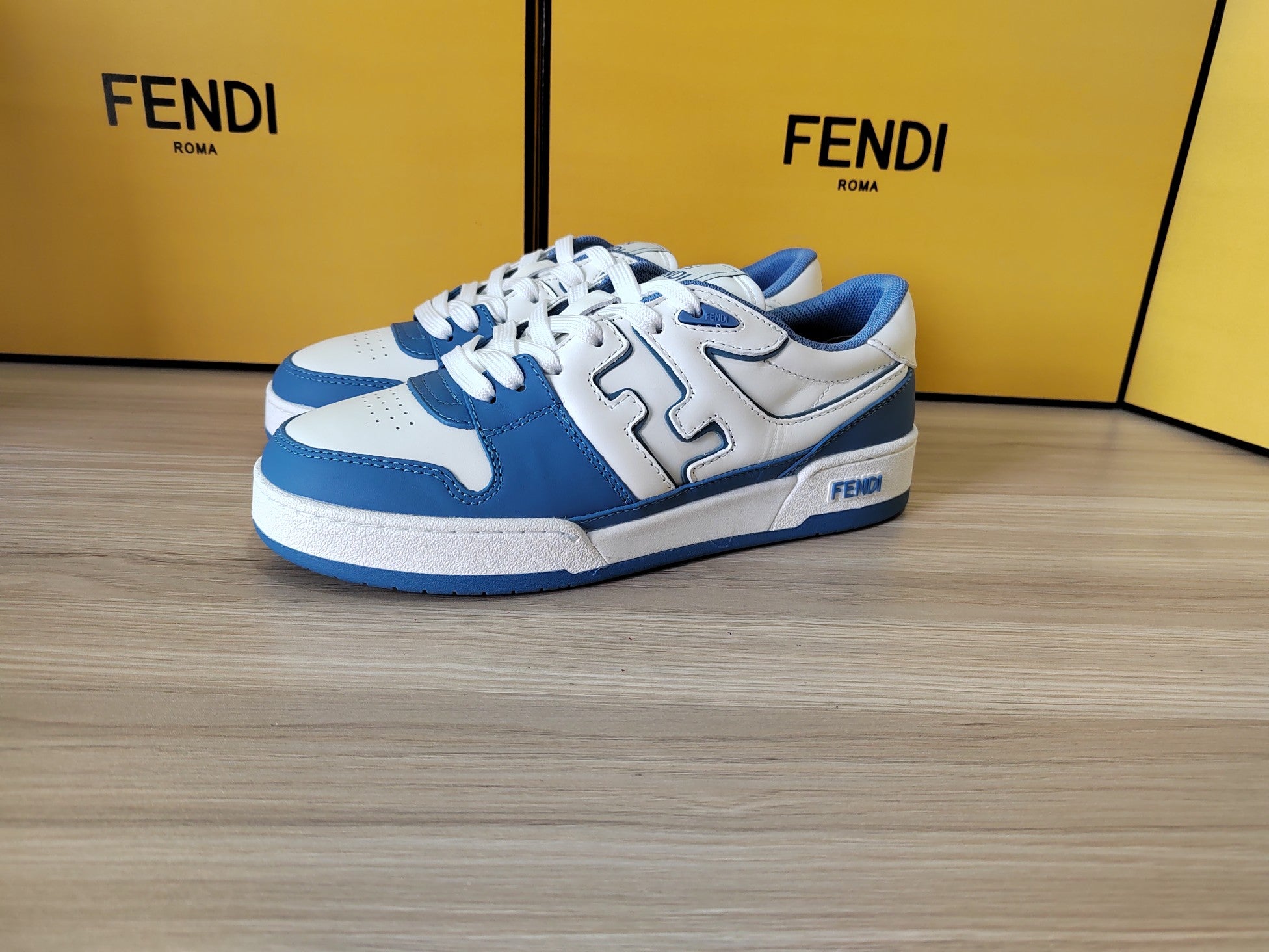 FENDI sneakers 51