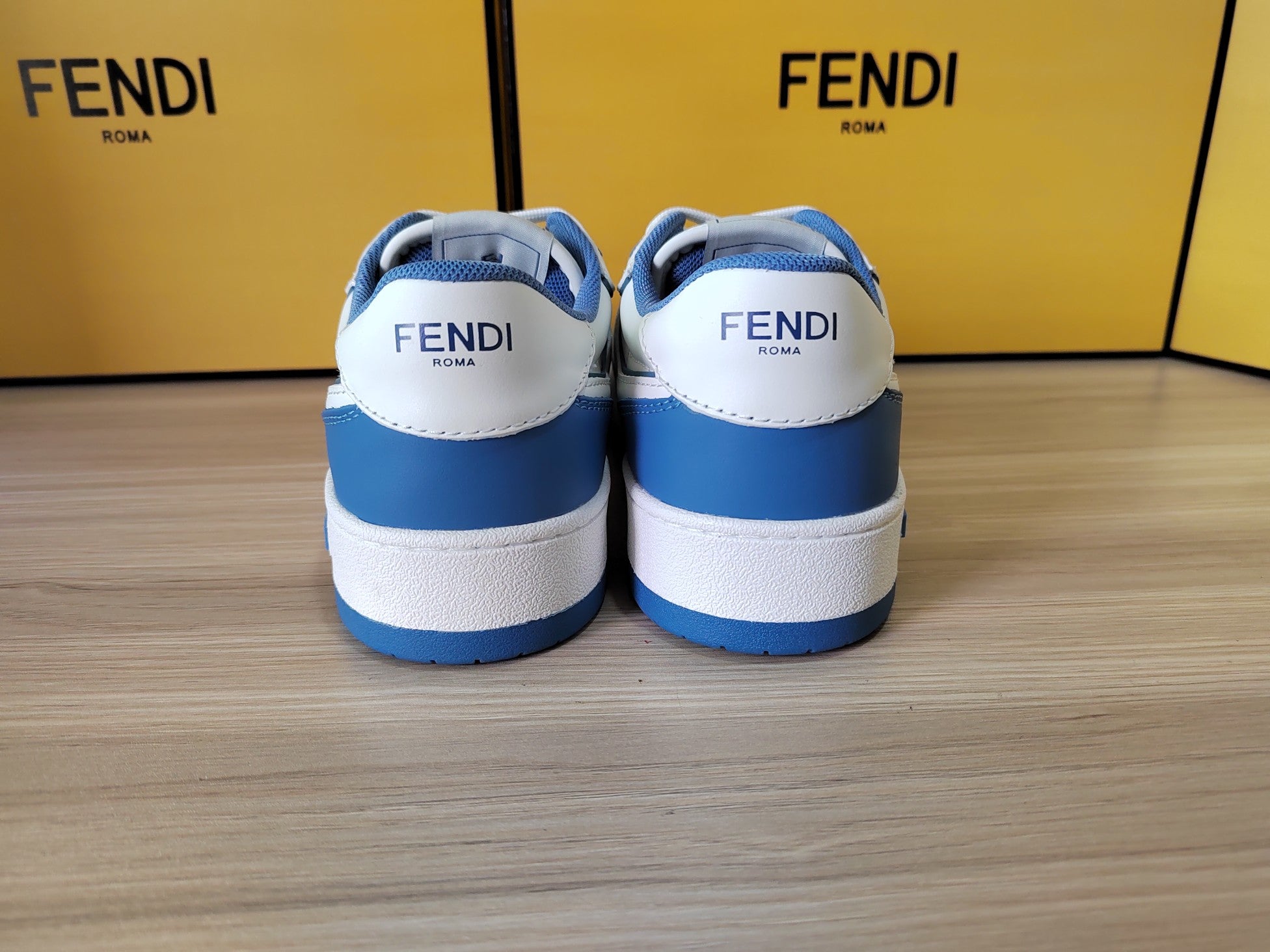 FENDI sneakers 51