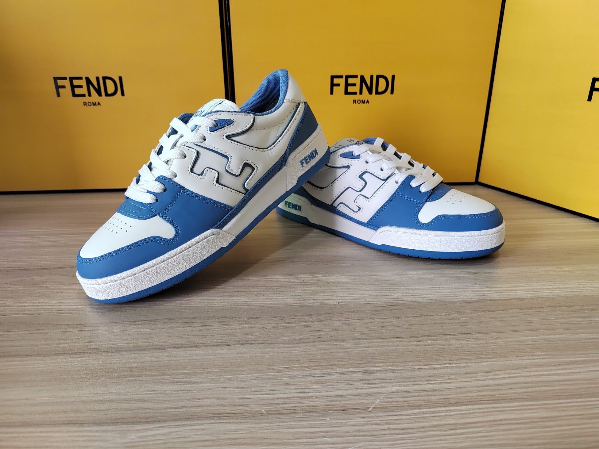 FENDI sneakers 51