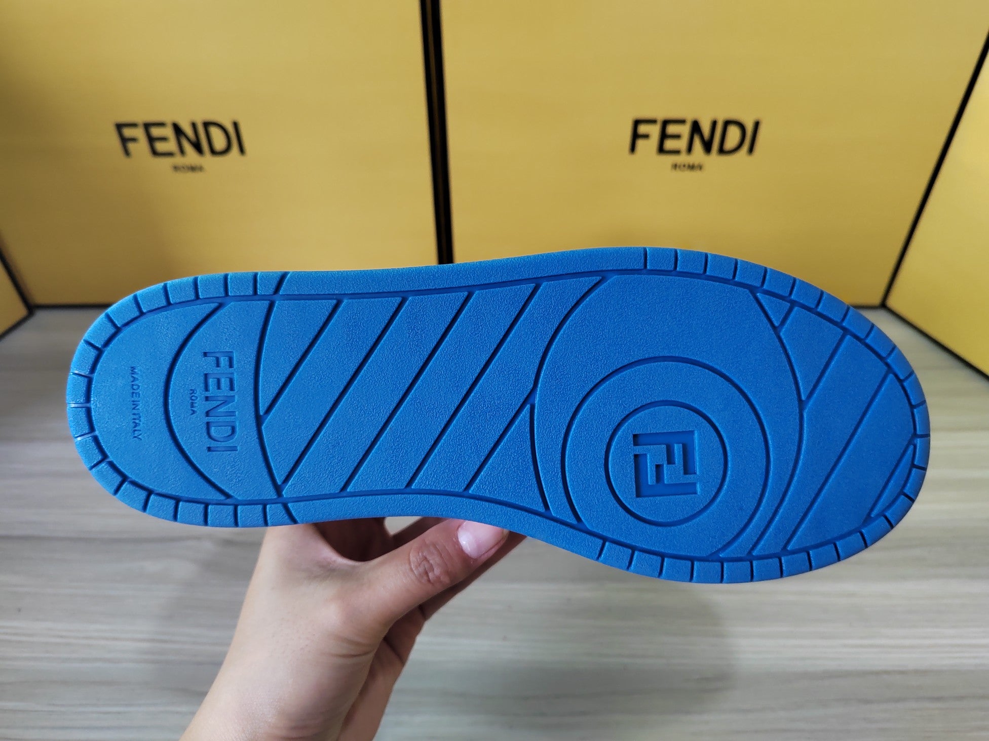 FENDI sneakers 51