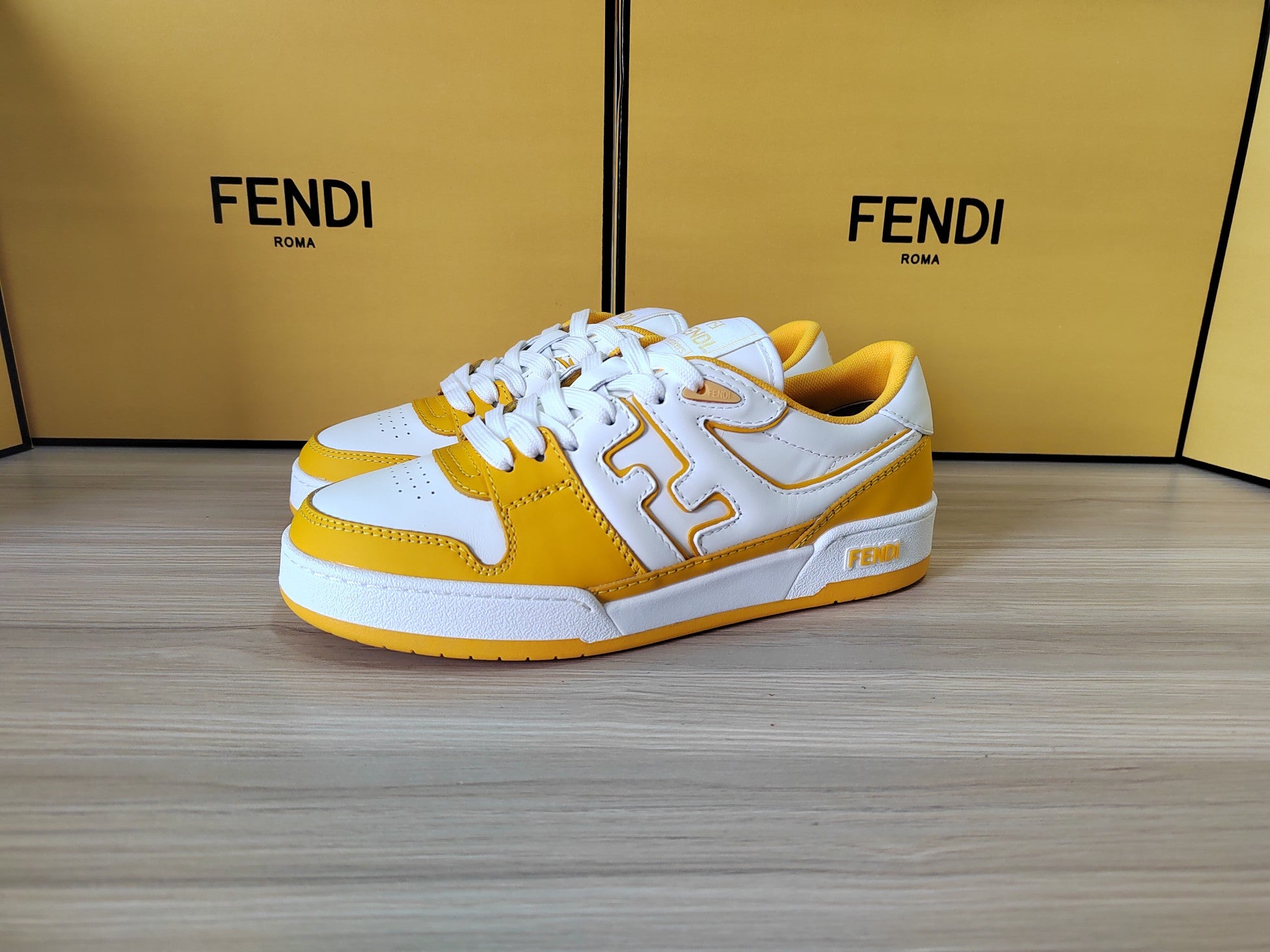 FENDI sneakers 52