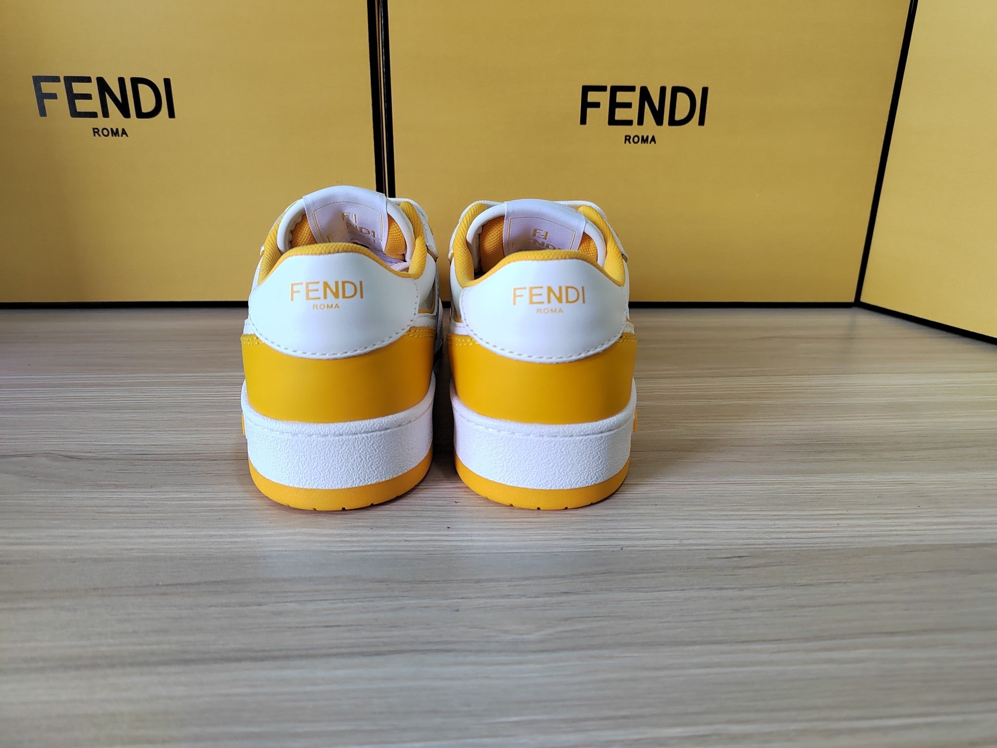 FENDI sneakers 52