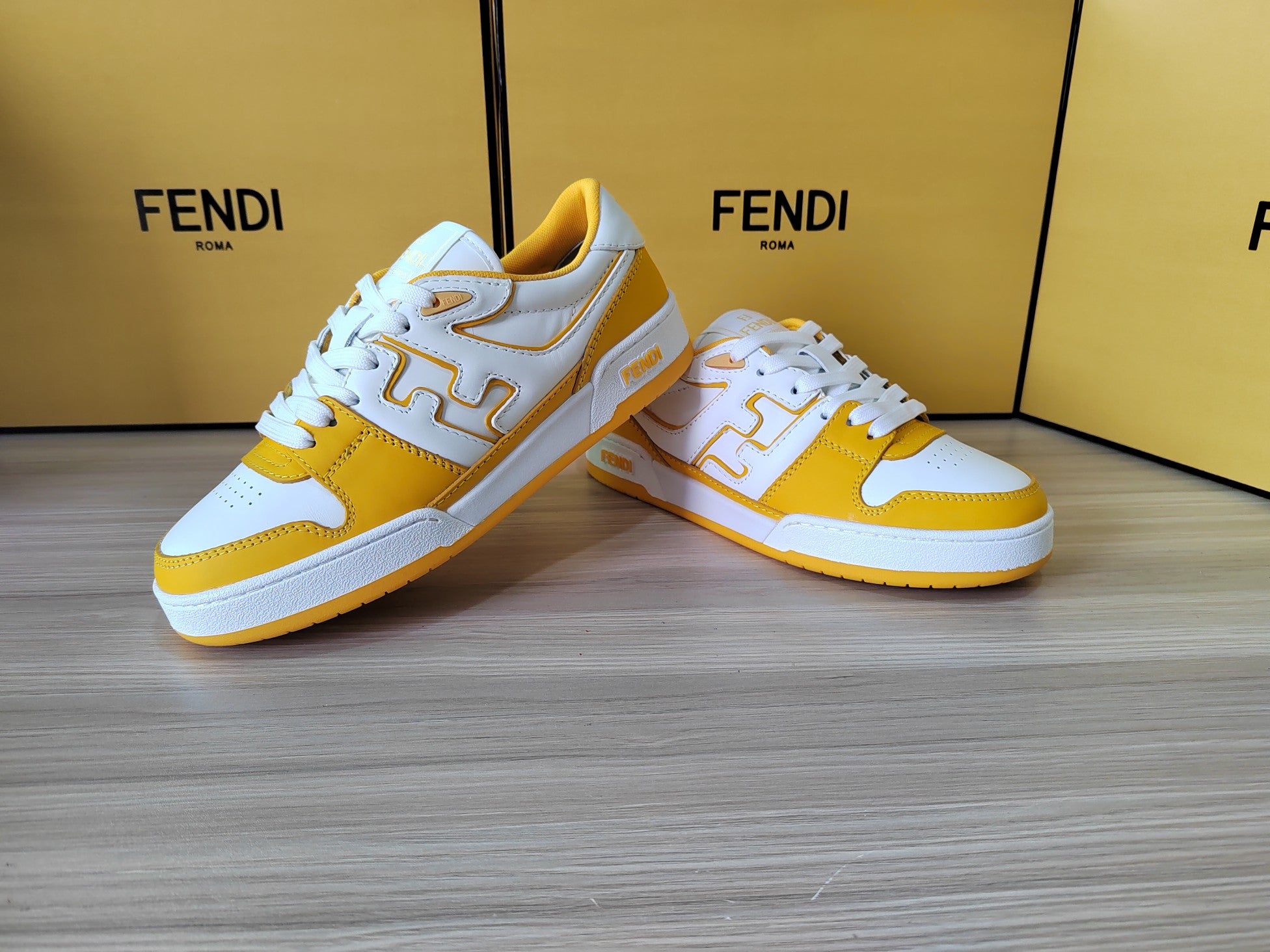 FENDI sneakers 52