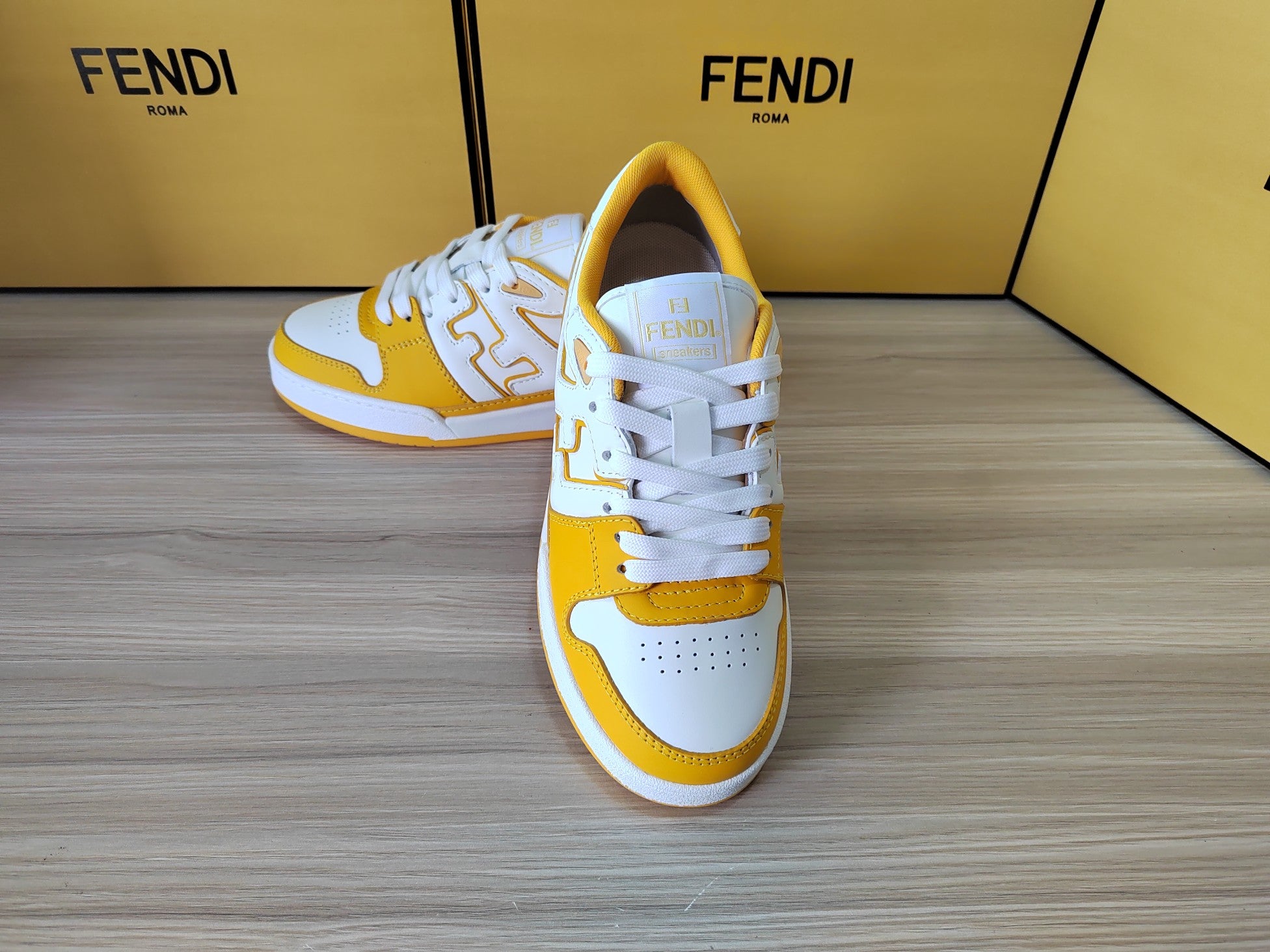 FENDI sneakers 52