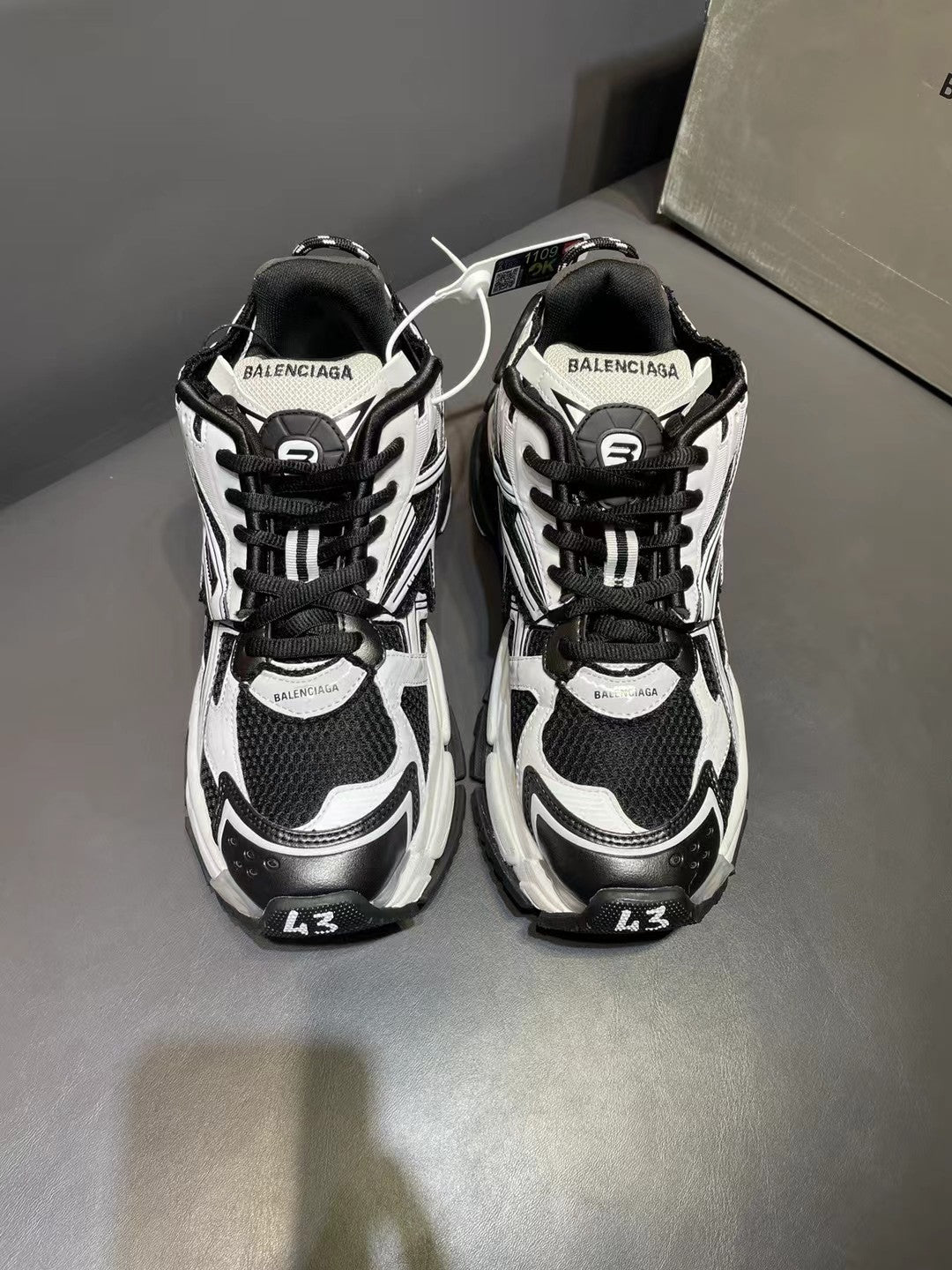 Balenciaga sneakers 85