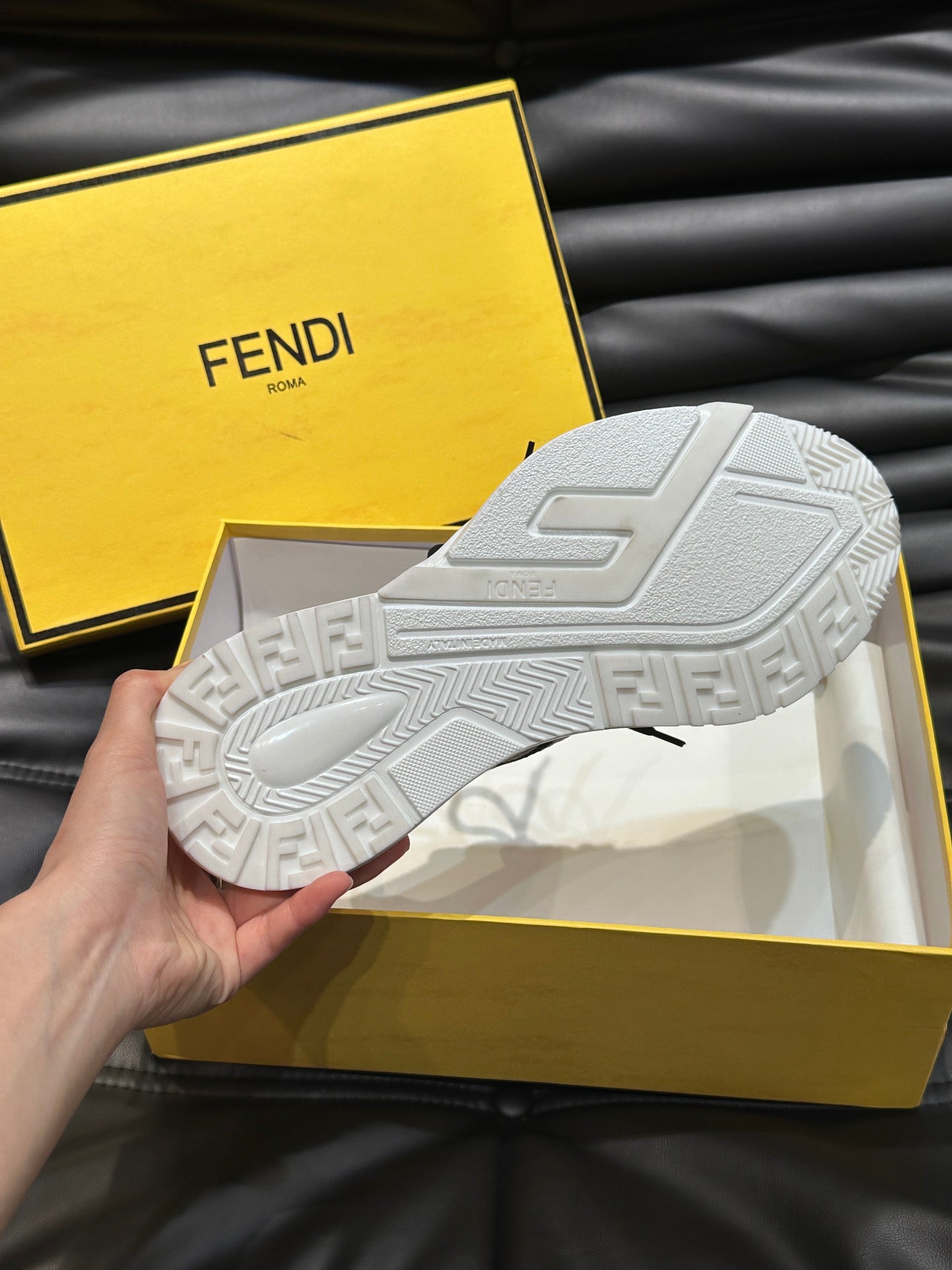 FENDI sneakers 60