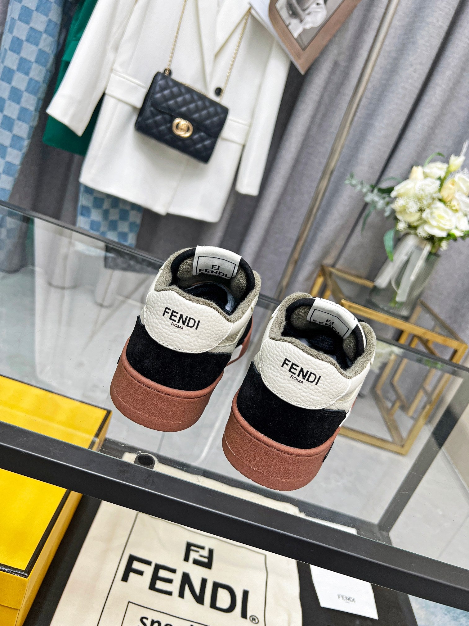 FENDI sneakers 85