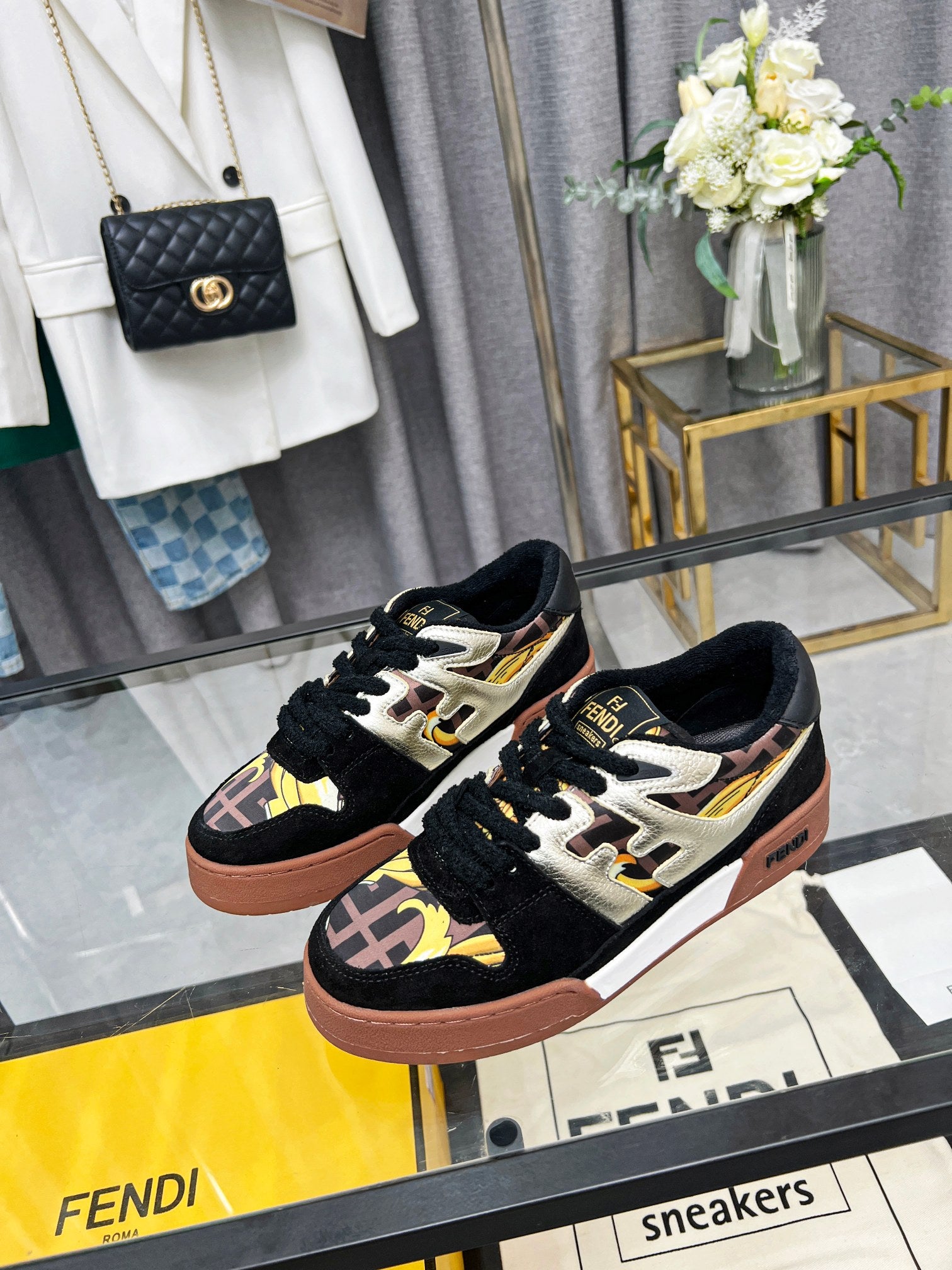 FENDI sneakers 90