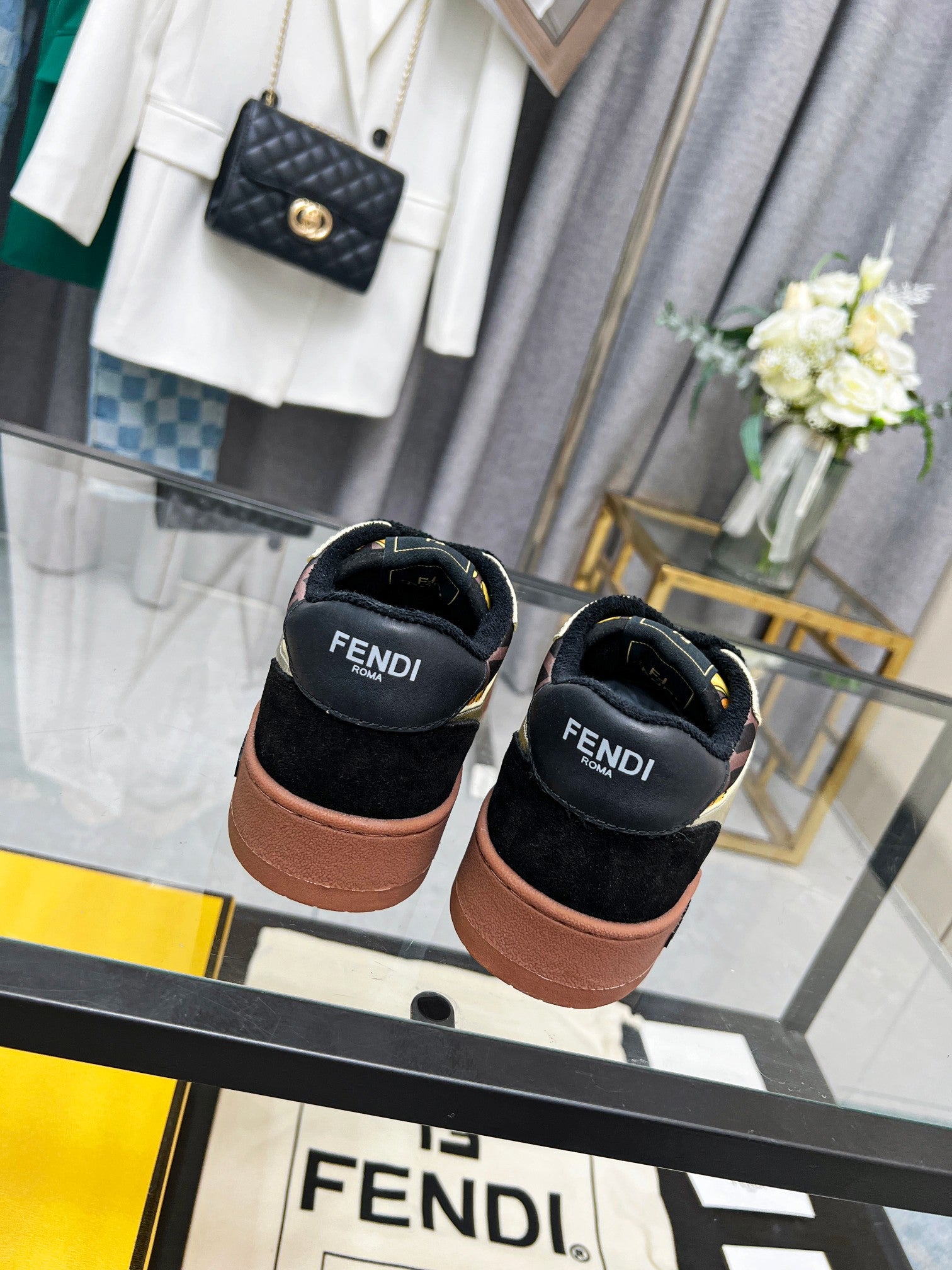 FENDI sneakers 90