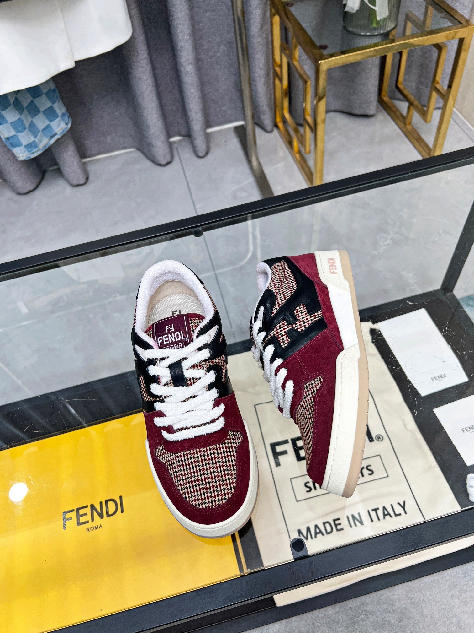 FENDI sneakers 91