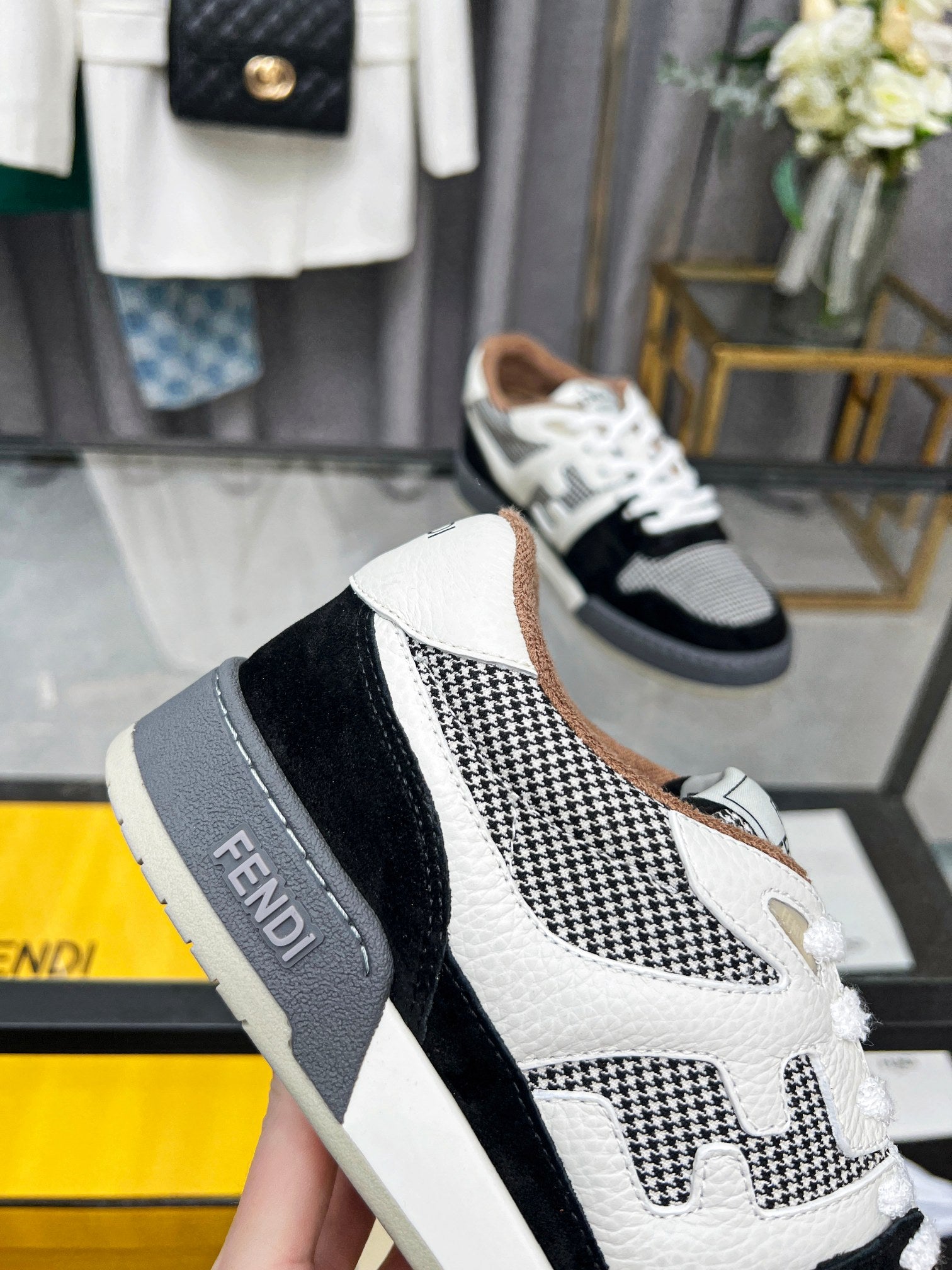 FENDI sneakers 92
