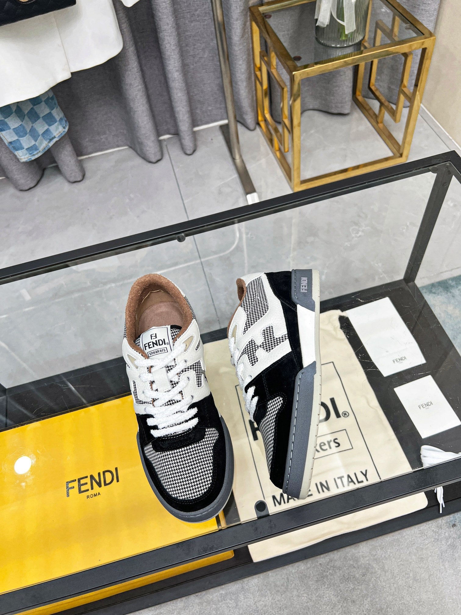 FENDI sneakers 92