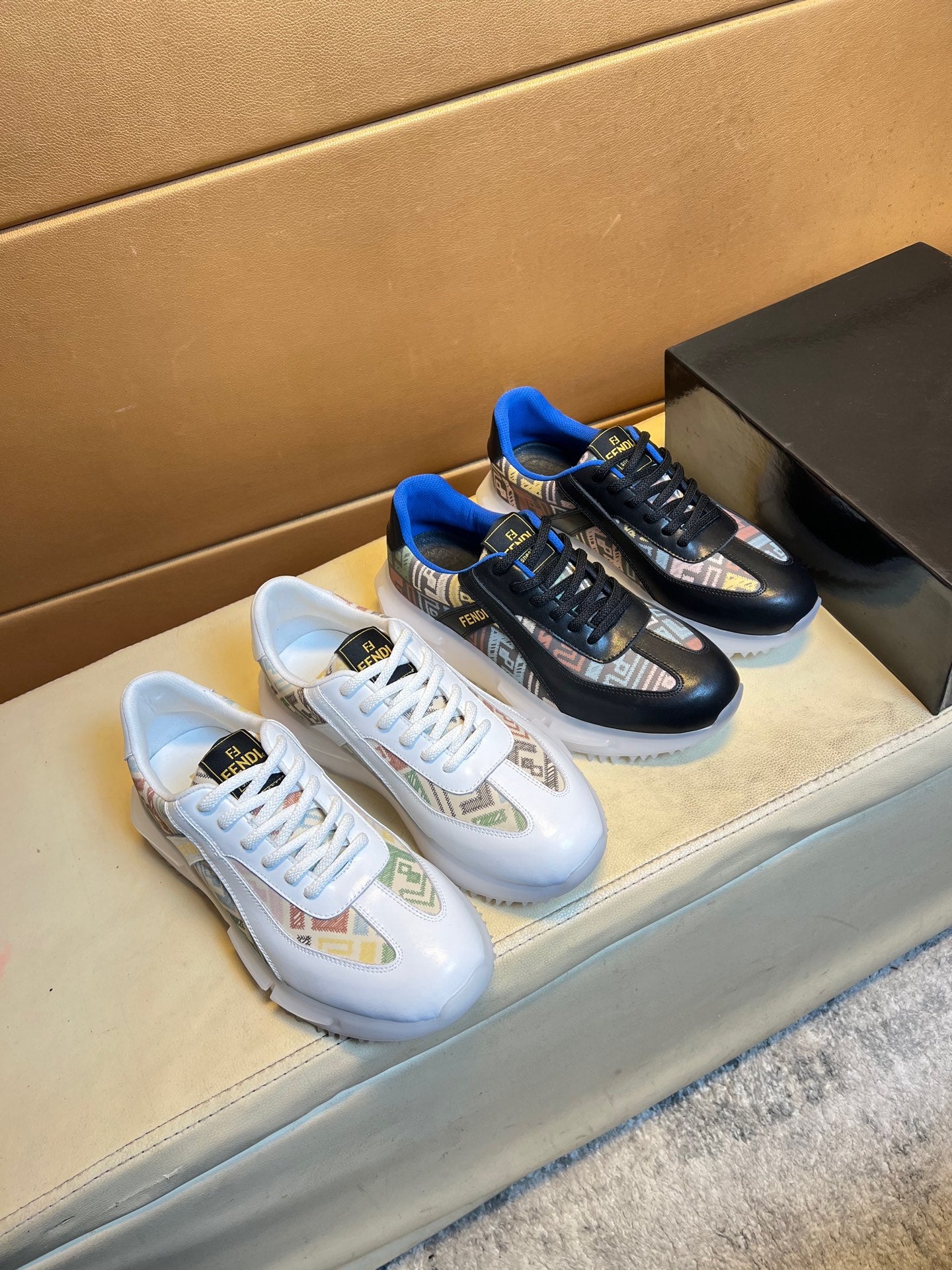 FENDI sneakers 105