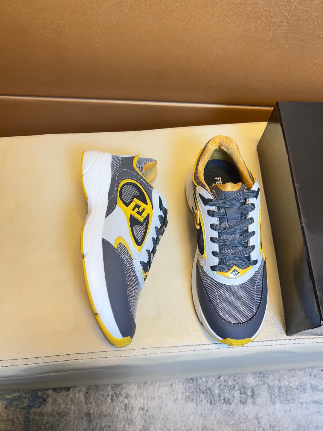 FENDI sneakers 106