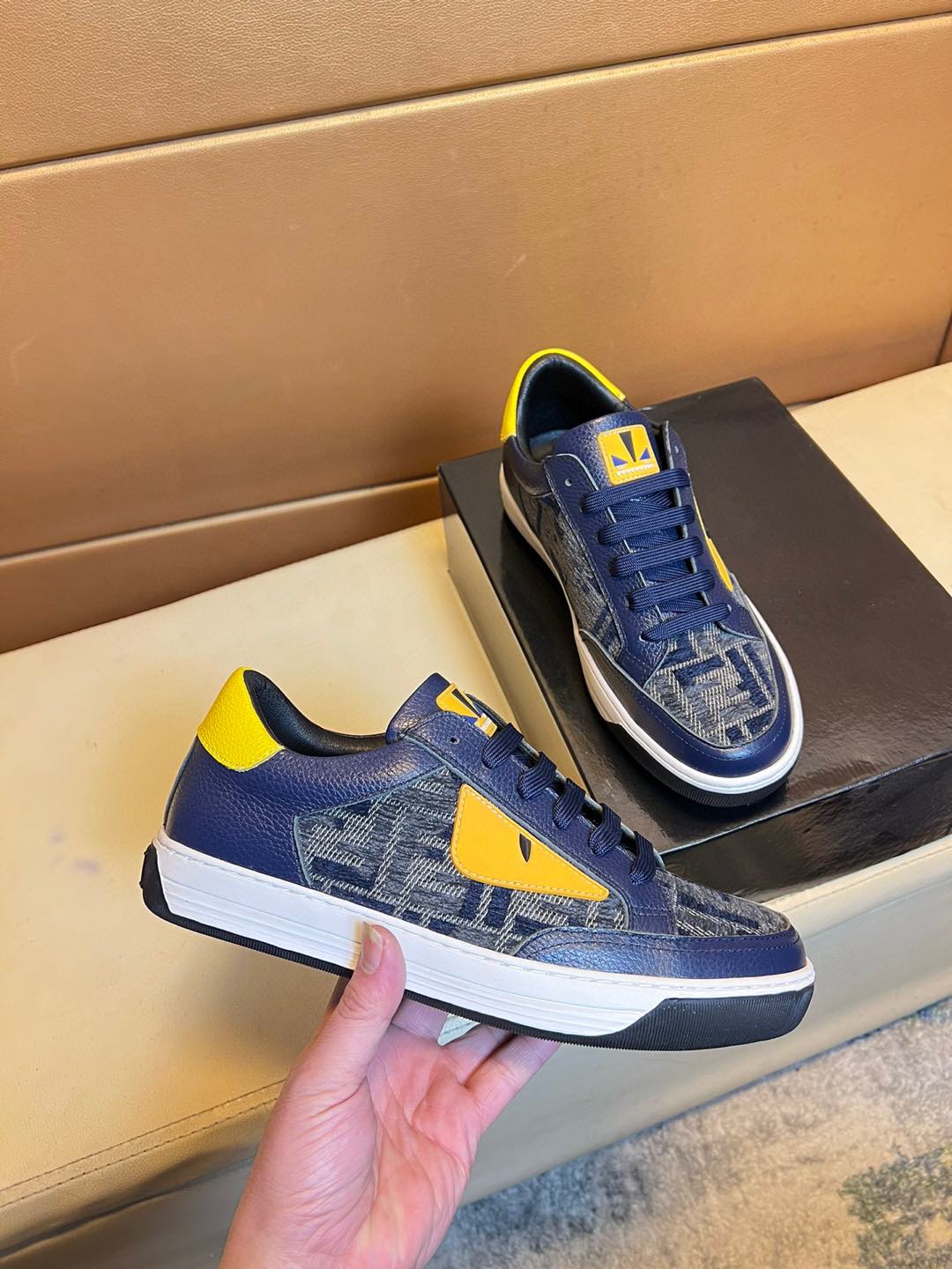 FENDI sneakers 107