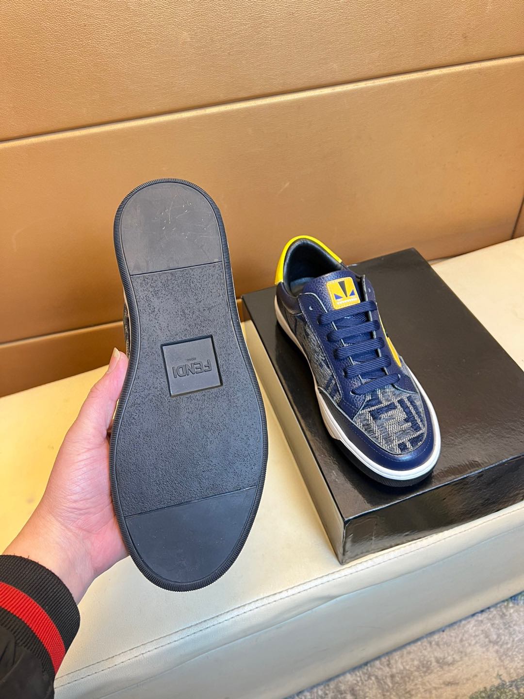 FENDI sneakers 107