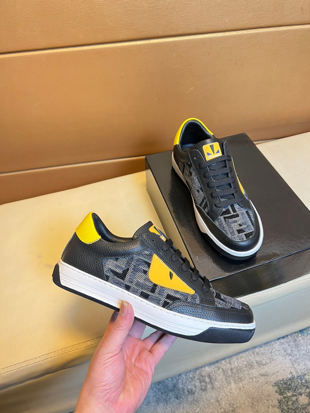 FENDI sneakers 108