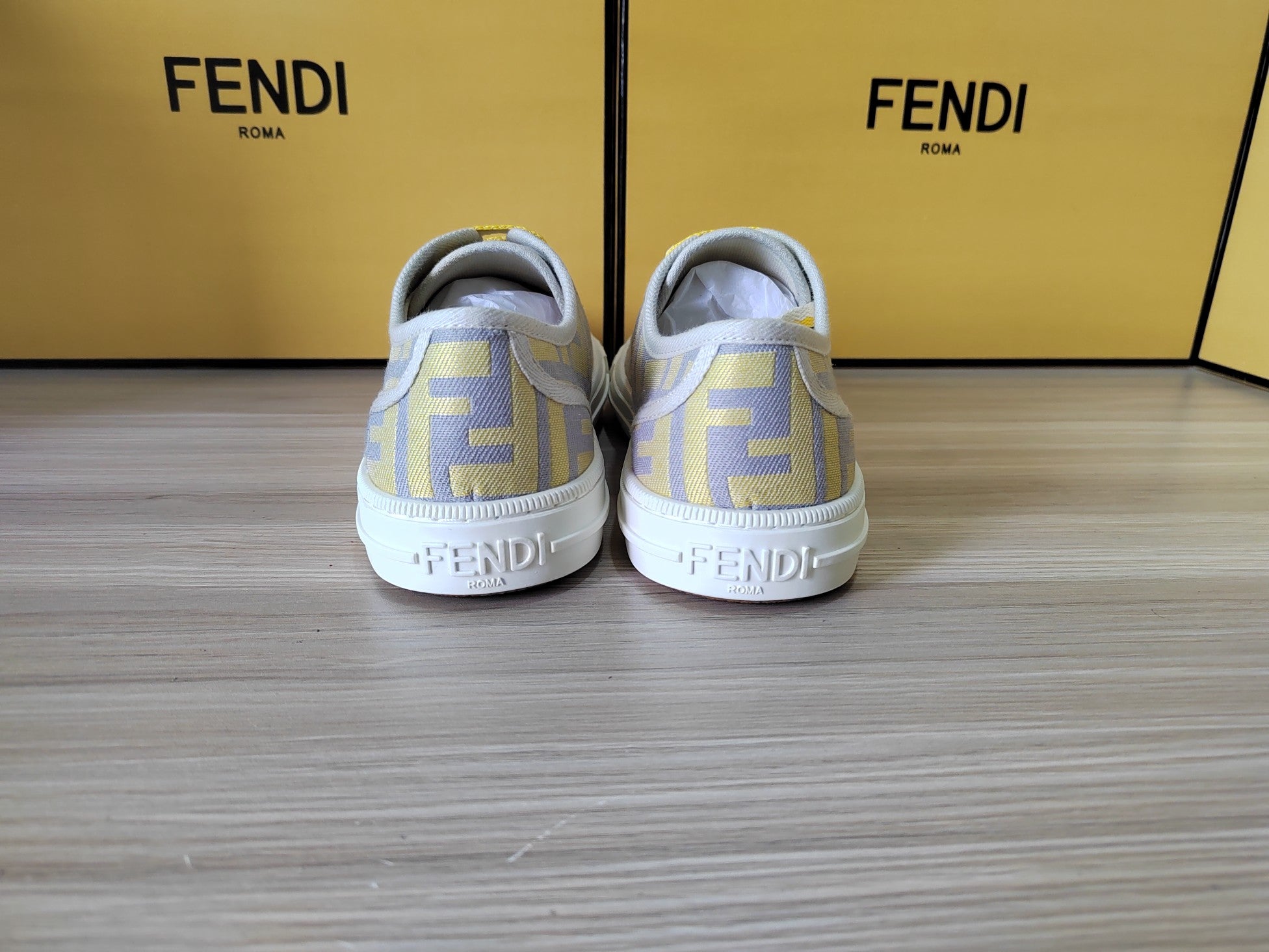 FENDI sneakers 110