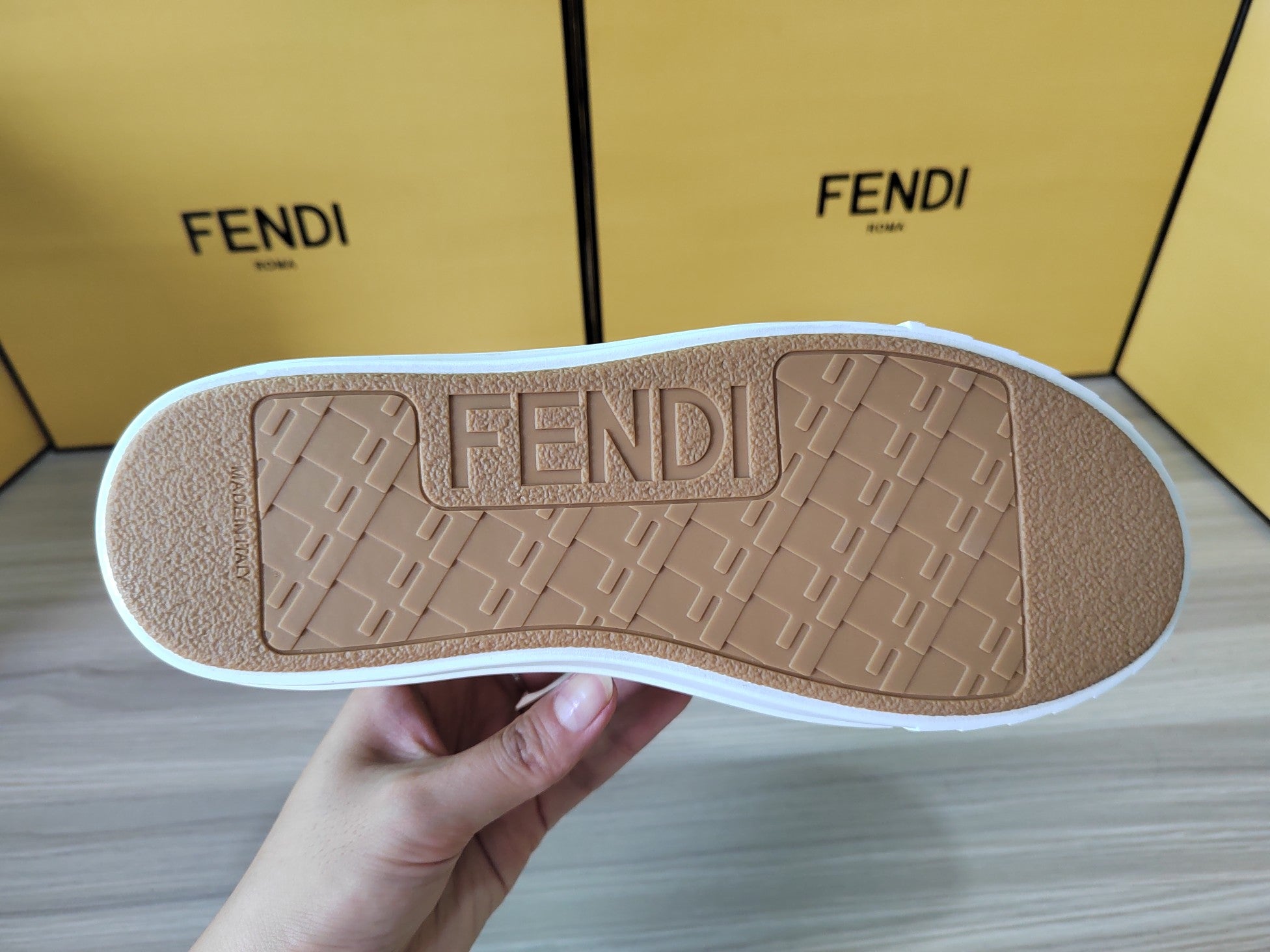FENDI sneakers 110