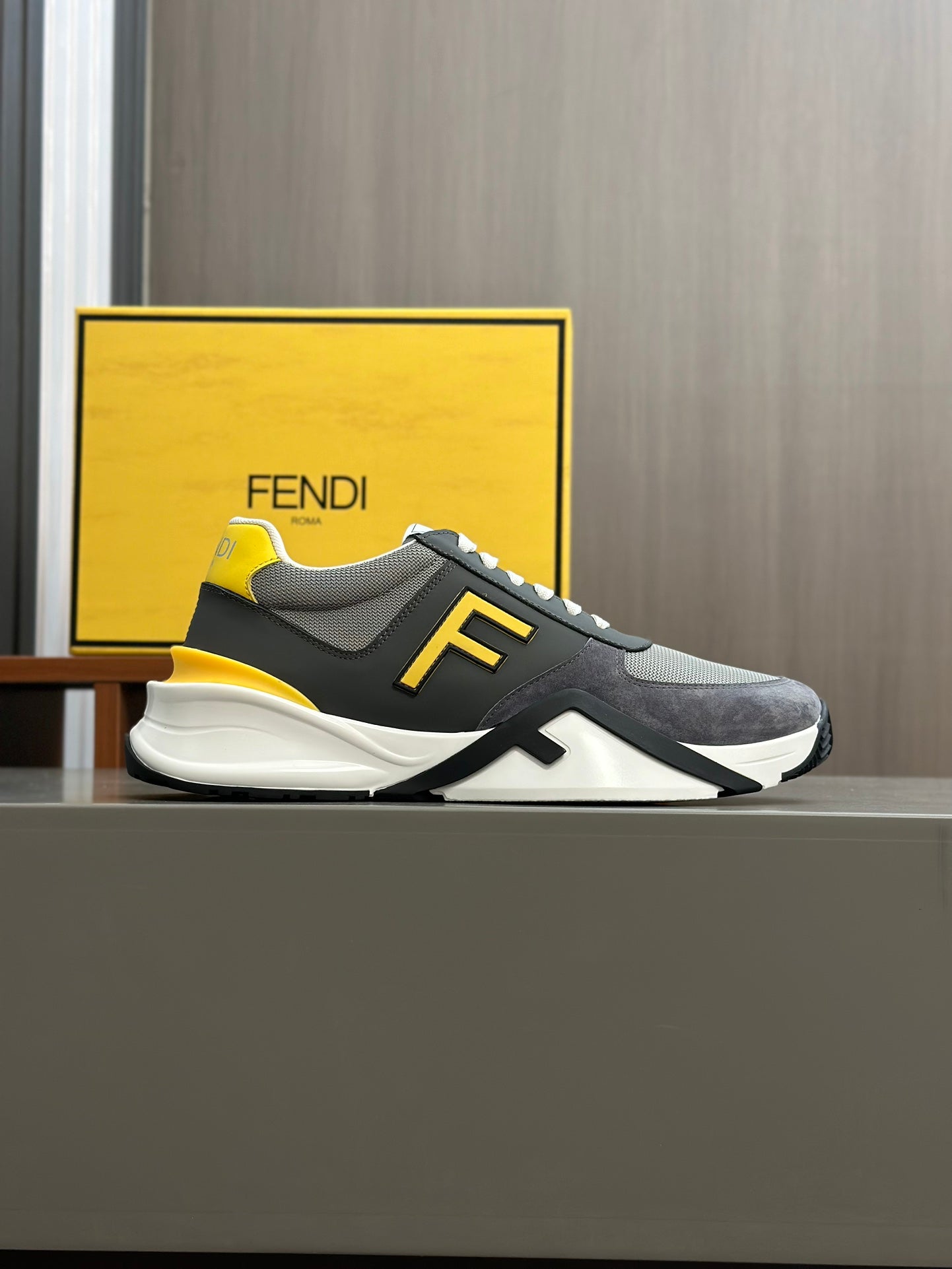 FENDI sneakers 115