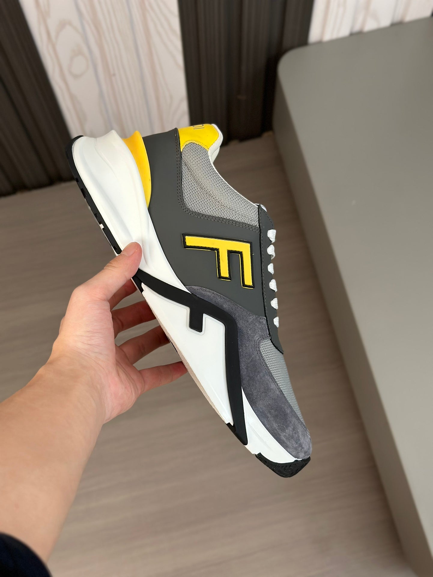 FENDI sneakers 115
